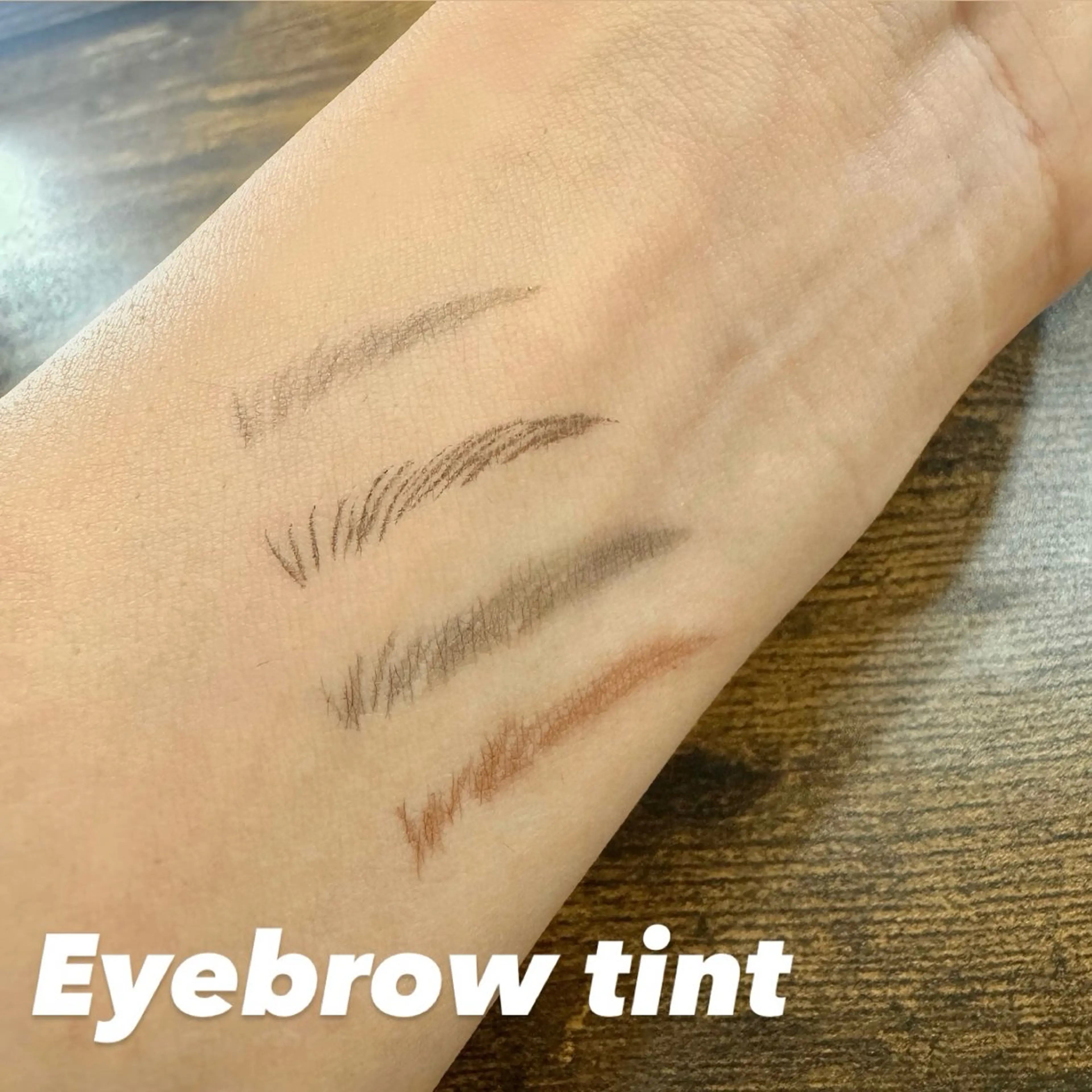 アイブロウ ハリウッドブロウリフト メンズアイブロウ 眉毛ワックス脱毛 salon NABEE所属・★眉毛専門店★ サロンナビーの眉毛・アイブロウイメージ