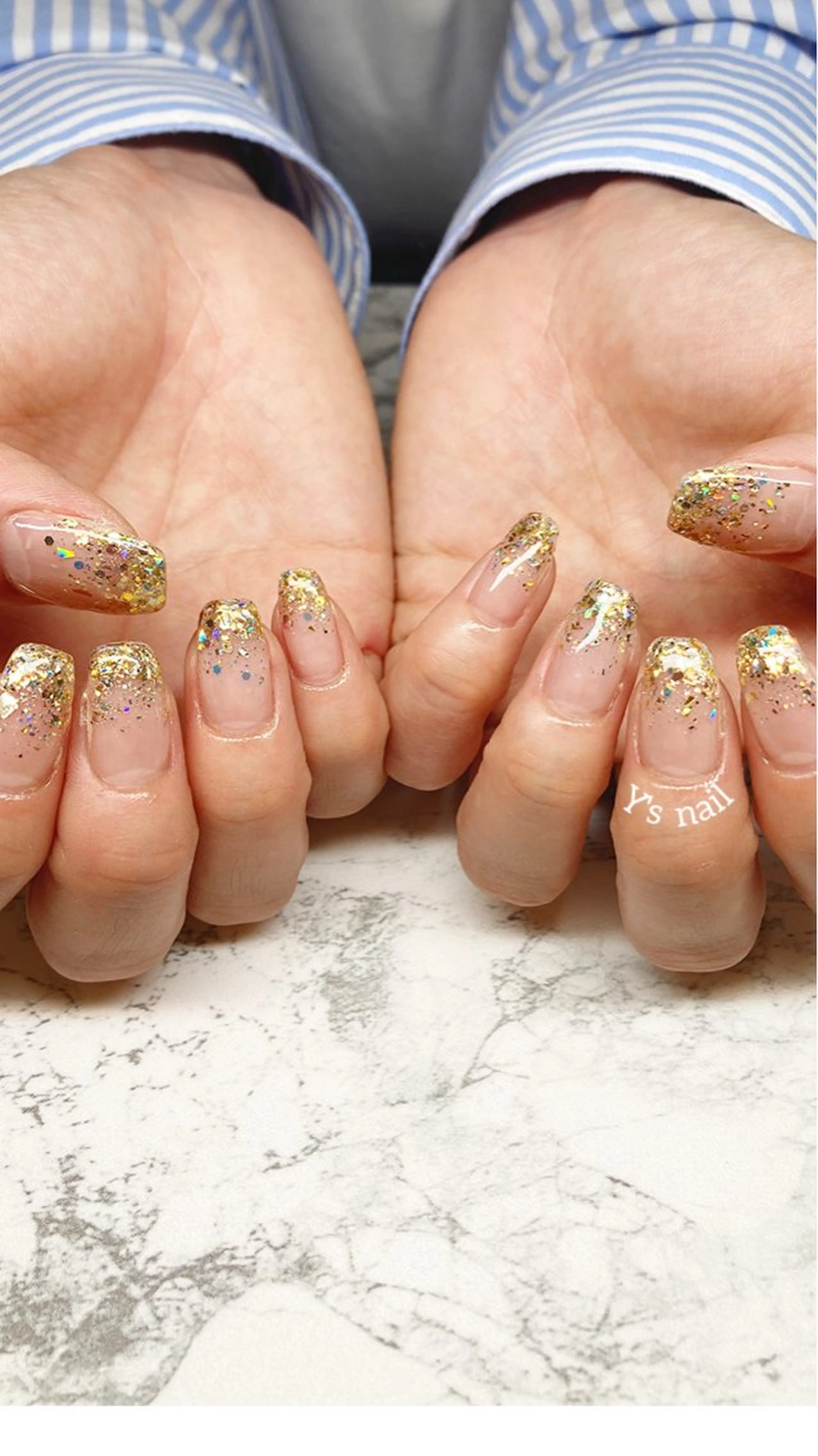 ネイル ゴージャス キラキラネイル ハンドネイル 手書きが得意🖌️ Y’s  nailのネイルデザイン