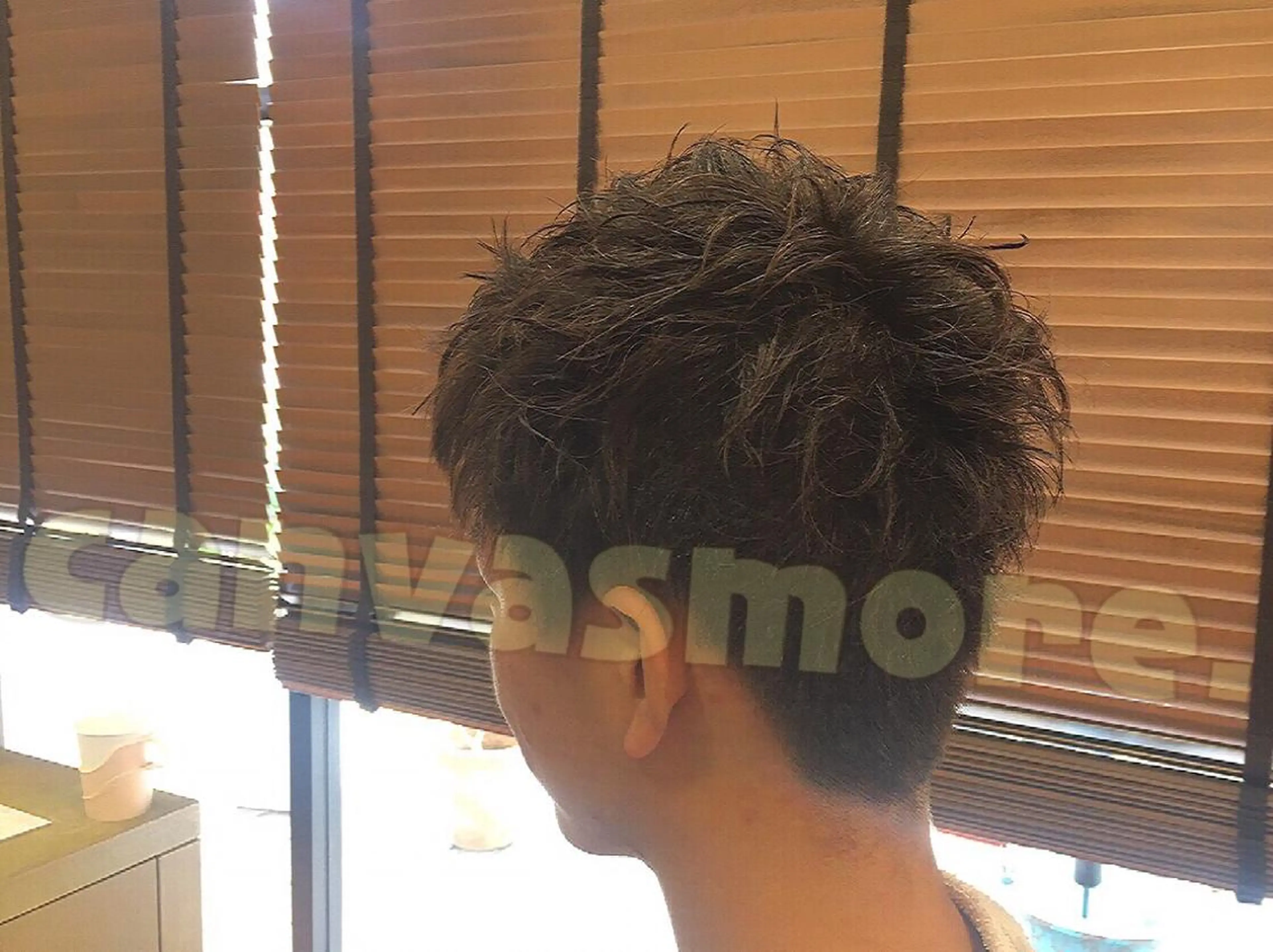 カラー パーマ メンズ ツイストスパイラル 波巻き🩵片平和香奈のヘアスタイル