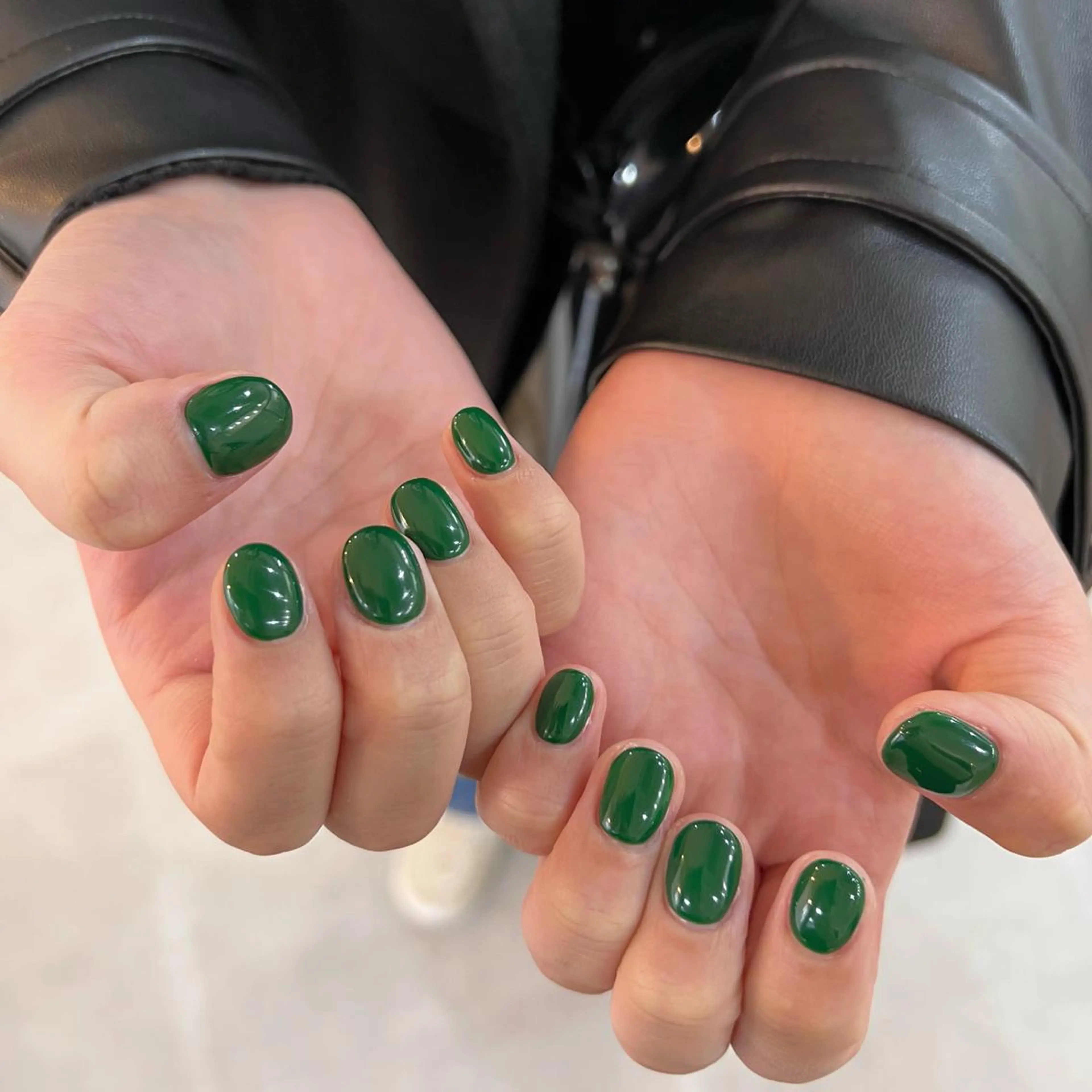 ネイル グリーン 氷ネイル・うるうるネイル ワンカラーネイル 酒井 サカイのネイルデザイン