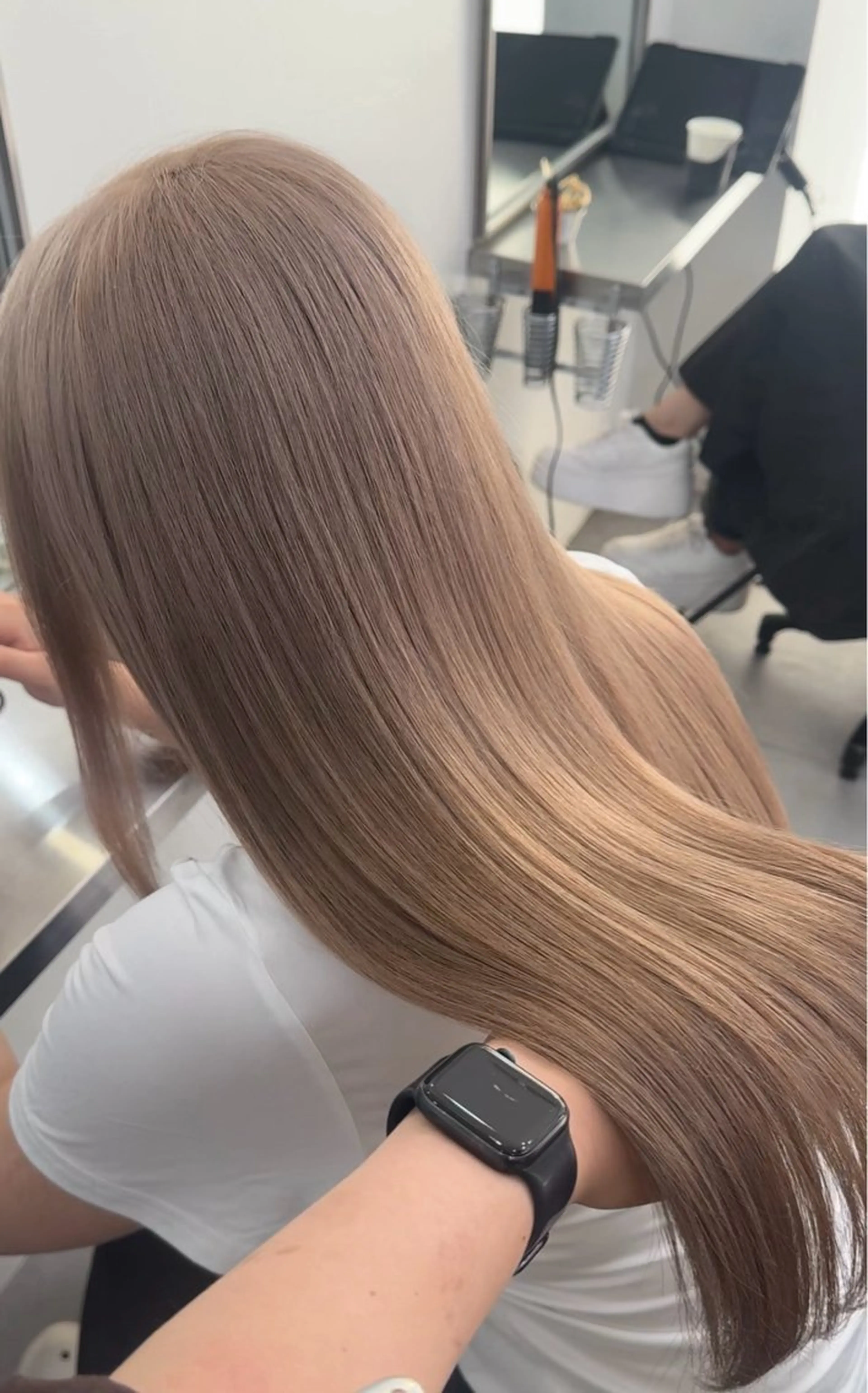 1ケアブリーチ＋トリートメントの写真