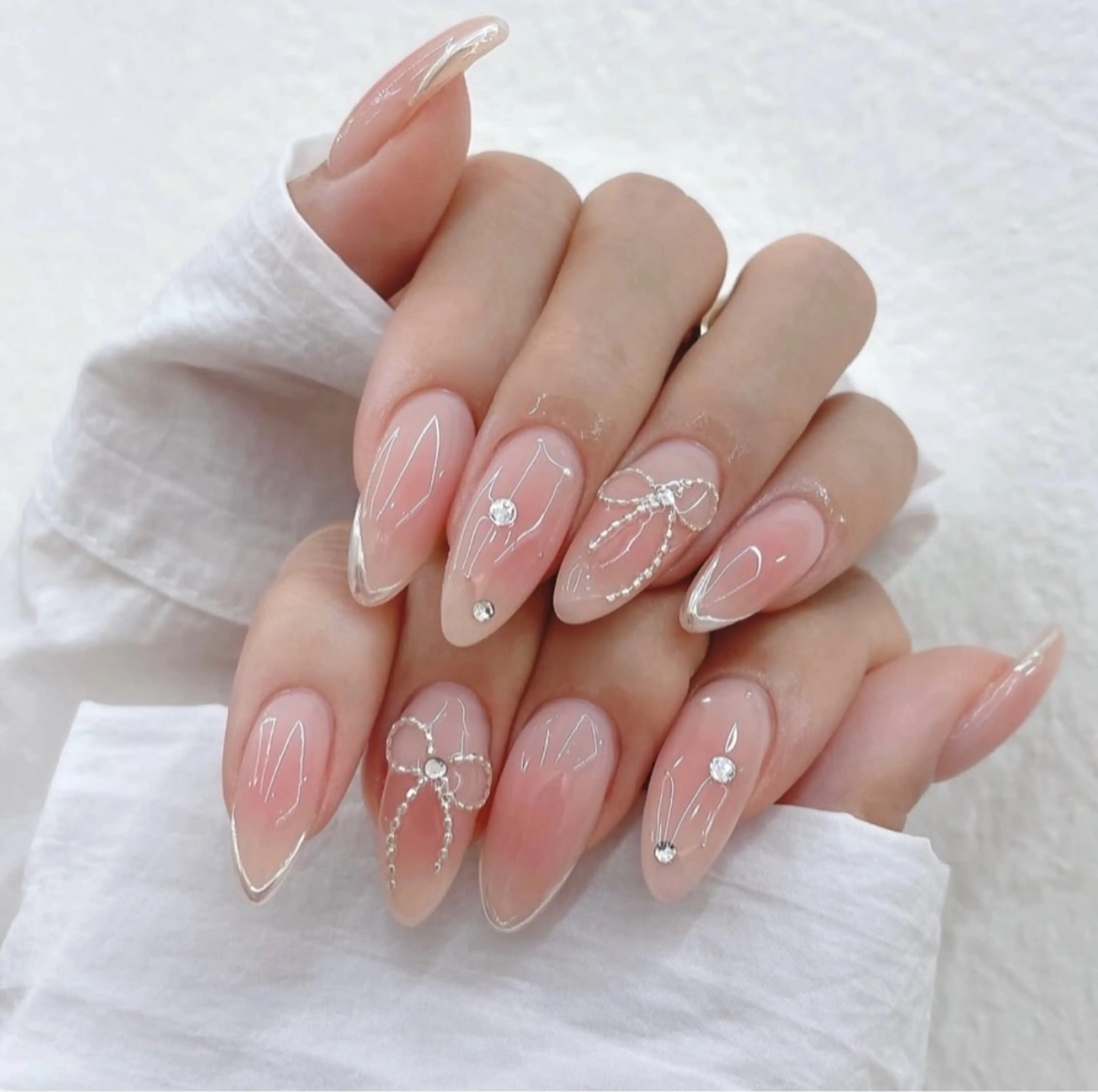 ネイル アートネイル HANA.NAILS所属・HANA 自宅サロンのネイルデザイン