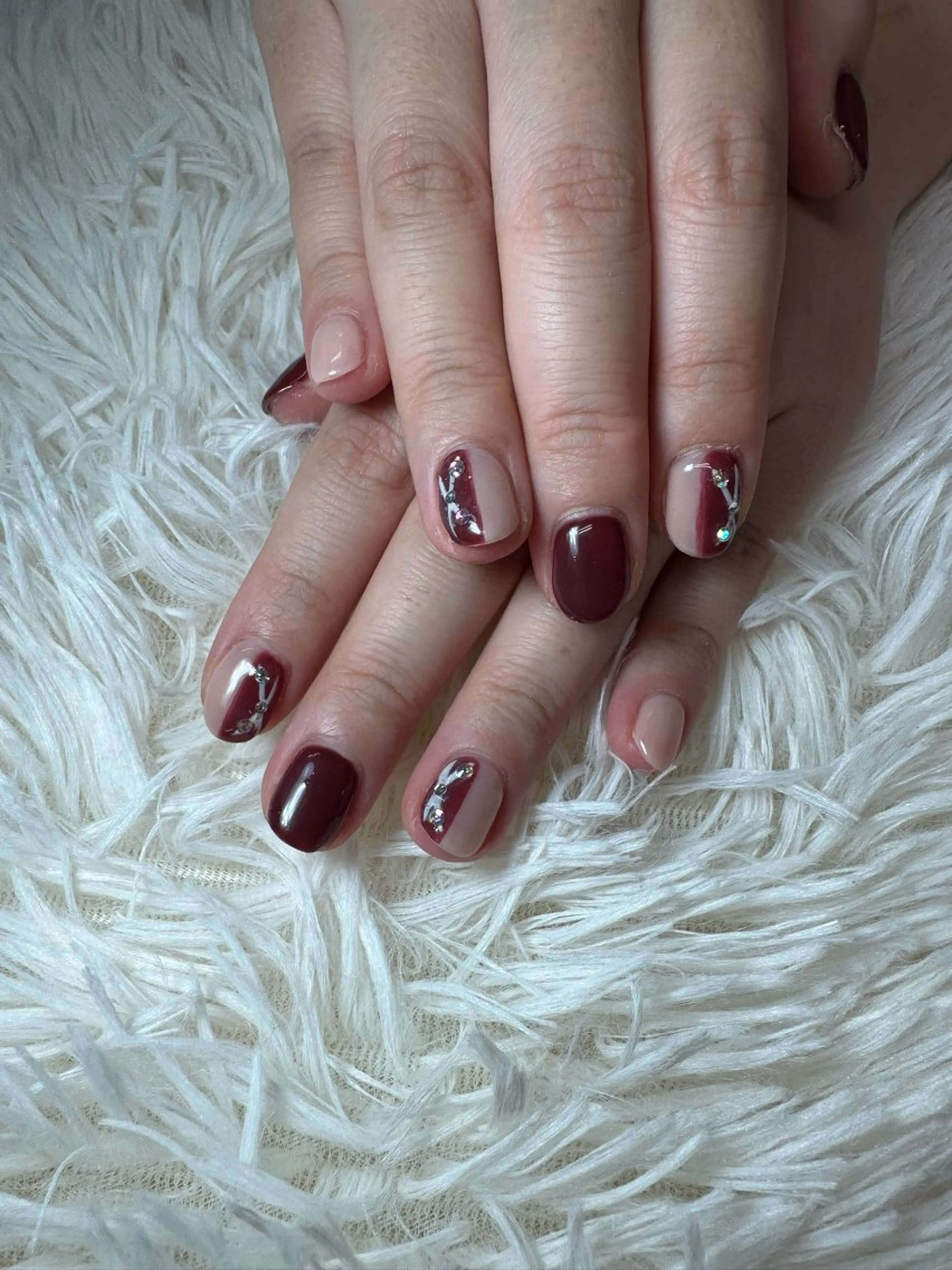 ショート 串田 萌のネイルデザイン