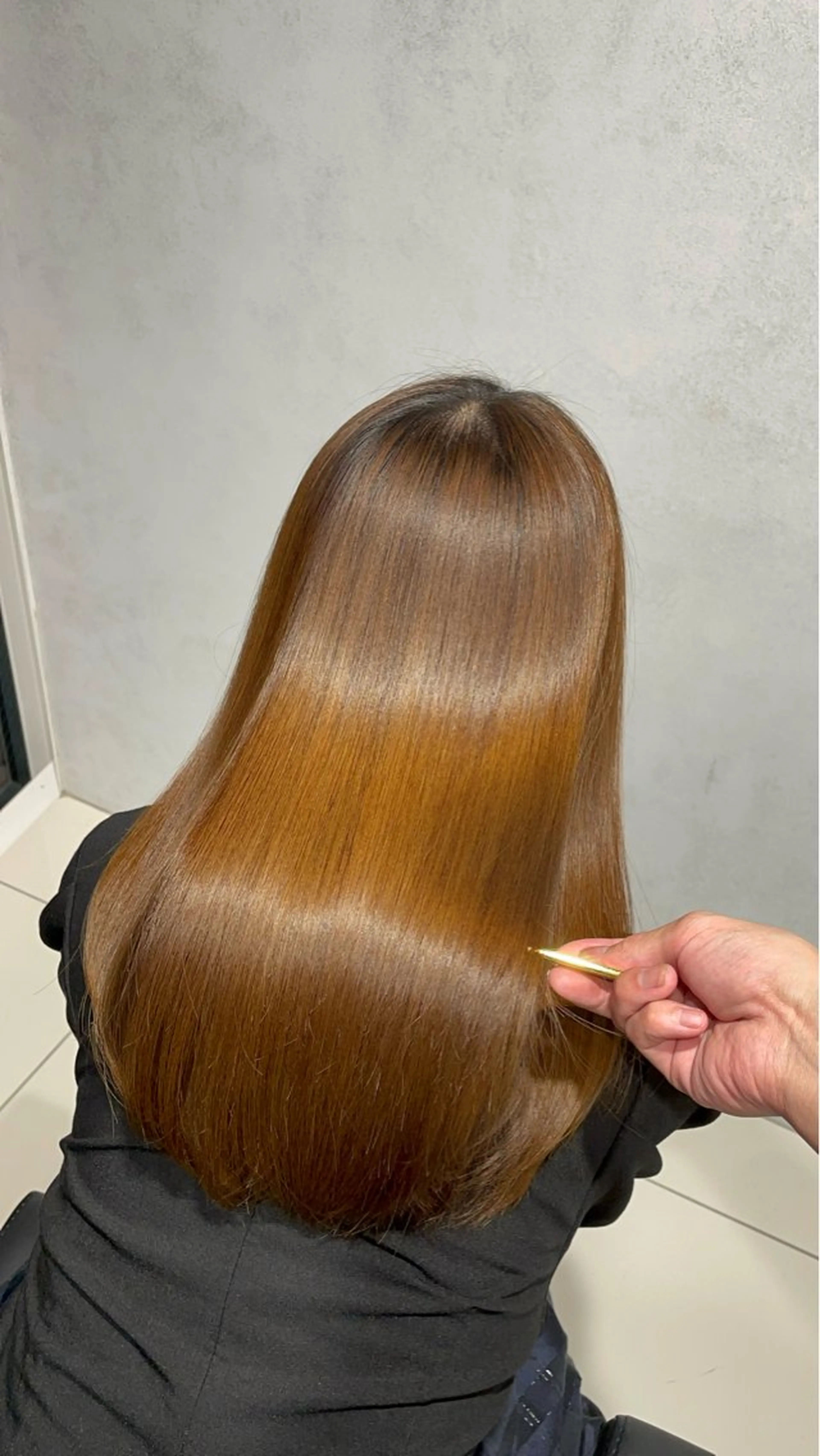 セミロング カット 縮毛矯正 トリートメント ヘッドスパ ✨髪質改善✨美髪 矯正🫧小泉のヘアスタイル