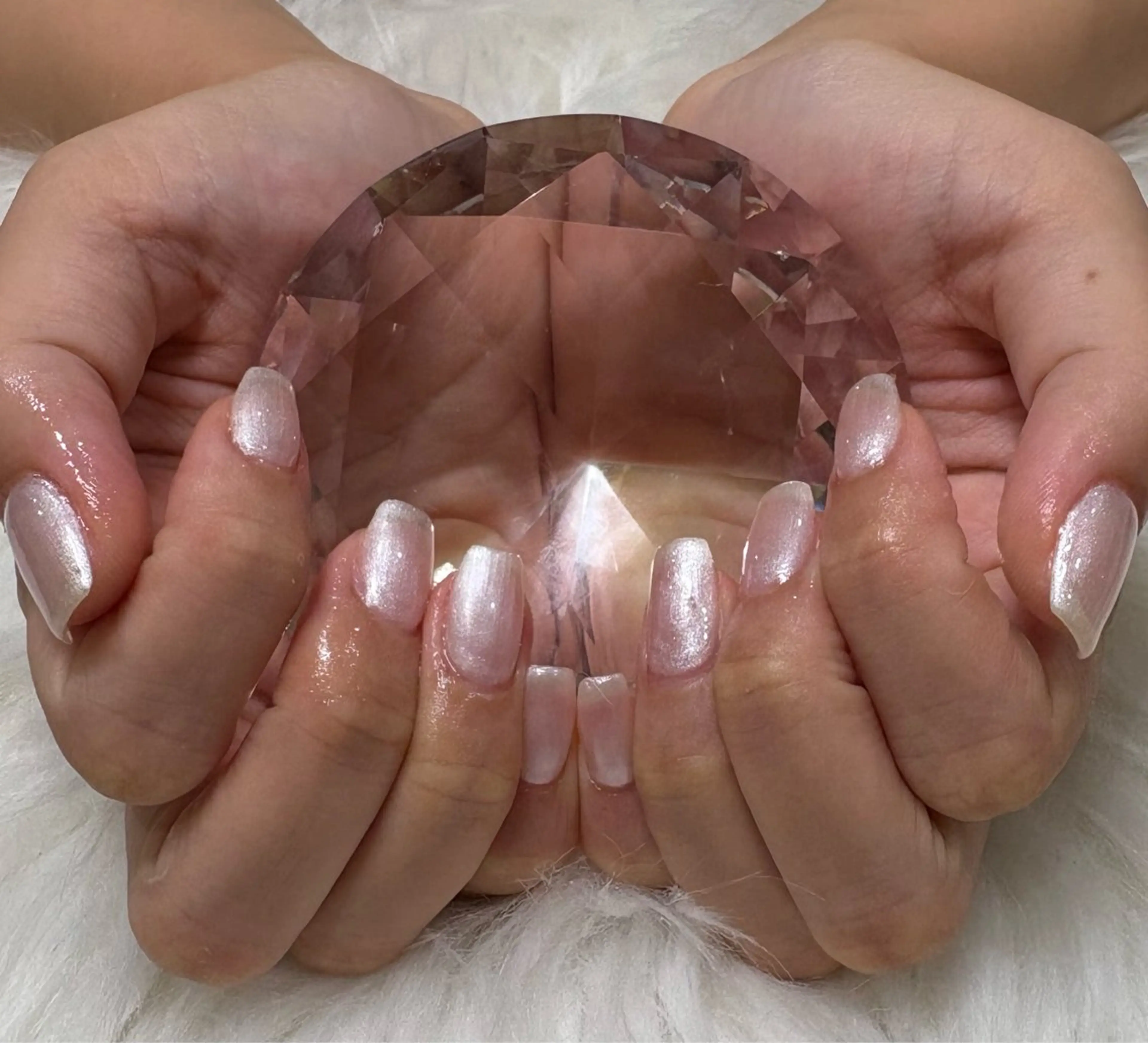 ネイル シオリ 🎀のネイルデザイン