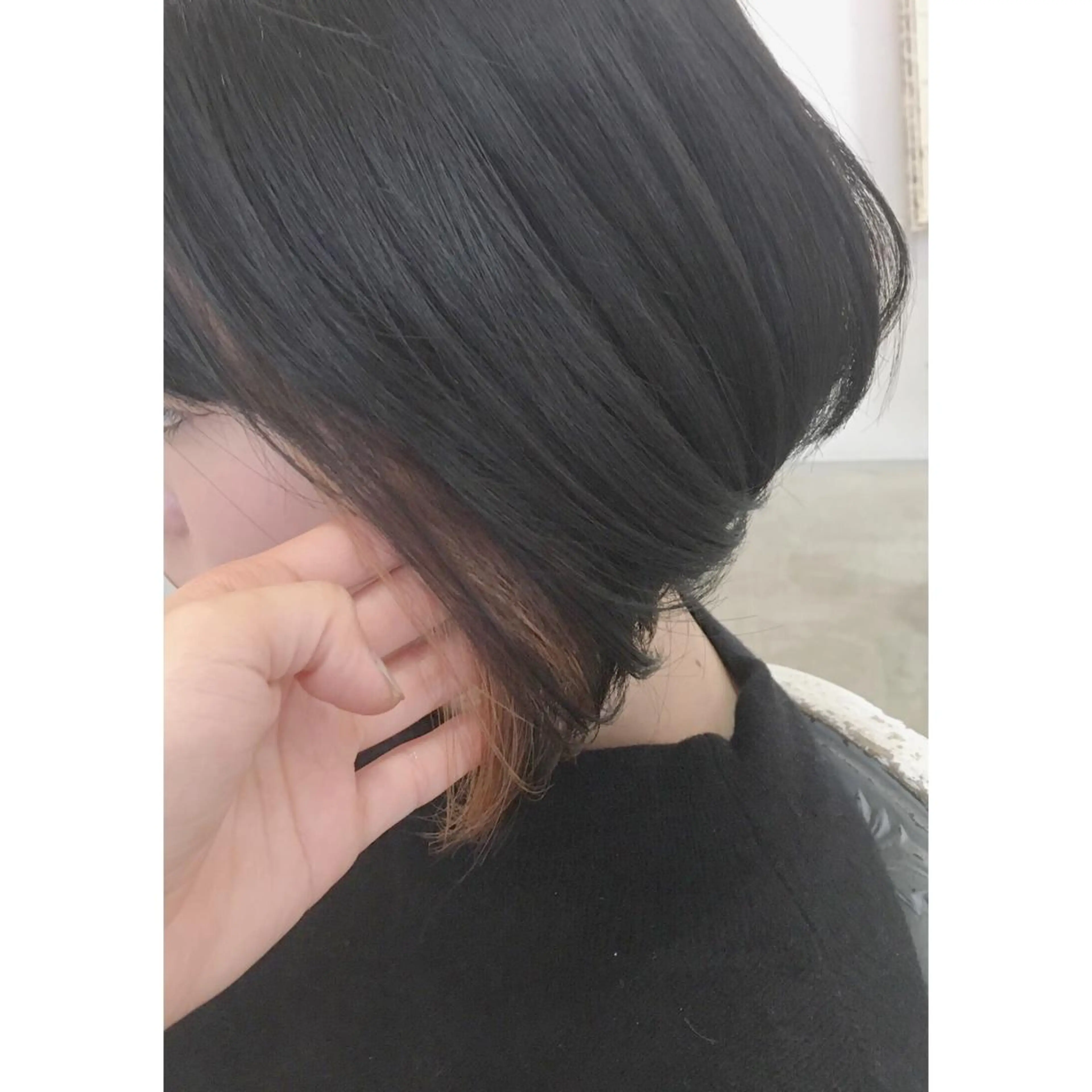 カラー インナーカラー fio マナミのヘアスタイル