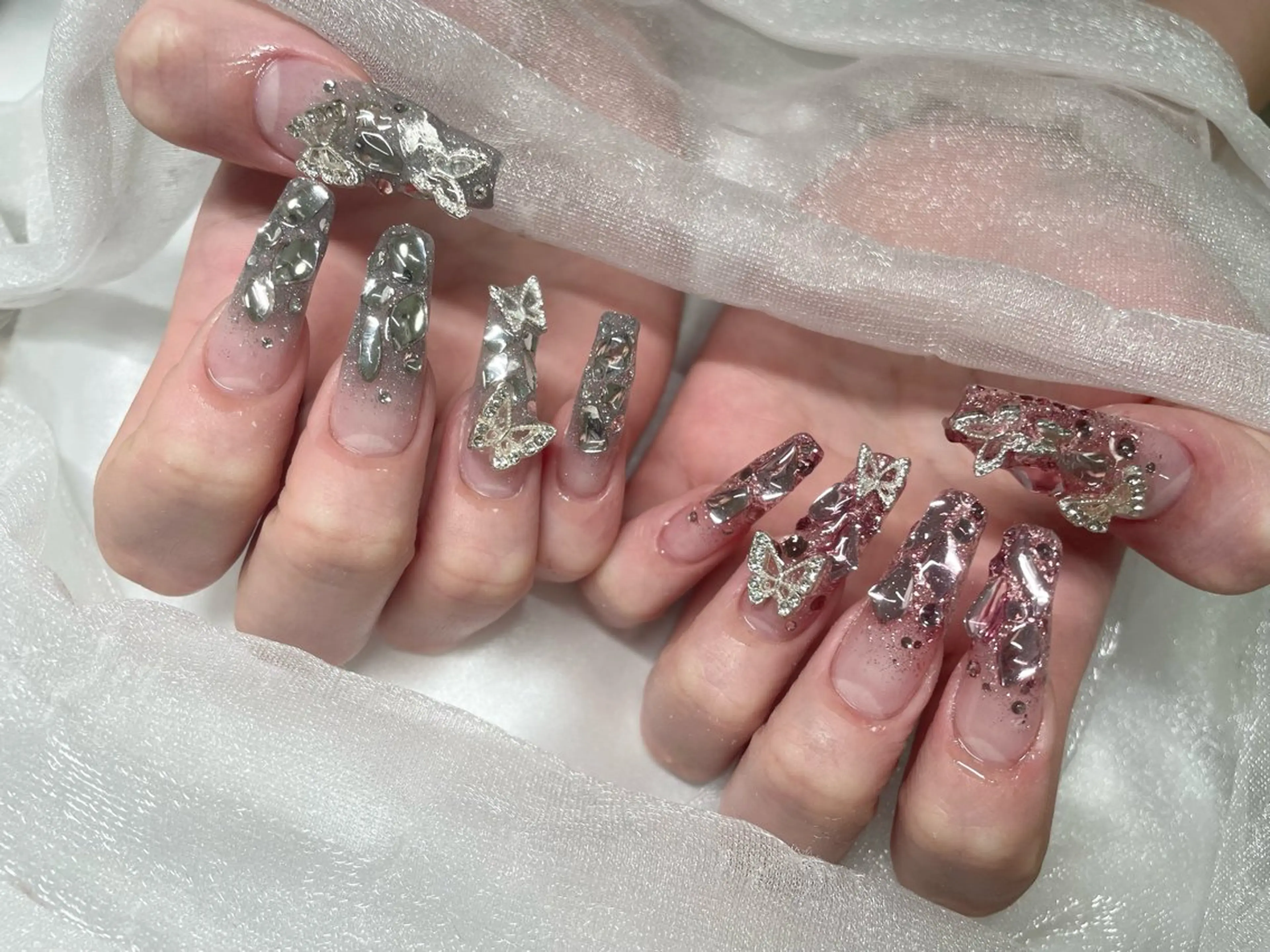 ネイル ハンドネイル Roi〈ロワ〉 Minakoのネイルデザイン