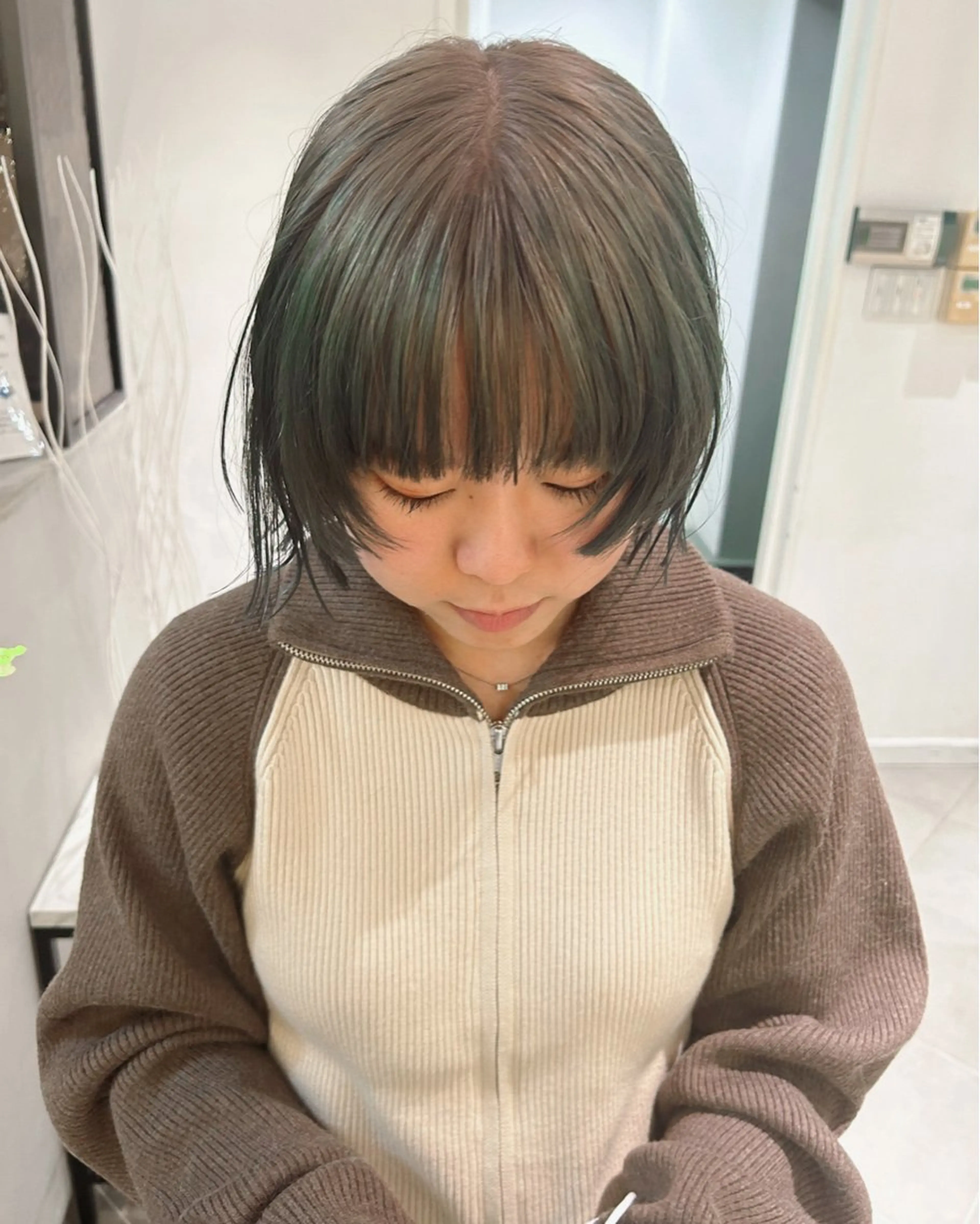 ショート カラー ブリーチ ケアブリーチ ダブルカラー カット ヘアカラー トリートメント Loom.所属・村上雅人 ナチュラルモードのヘアスタイル