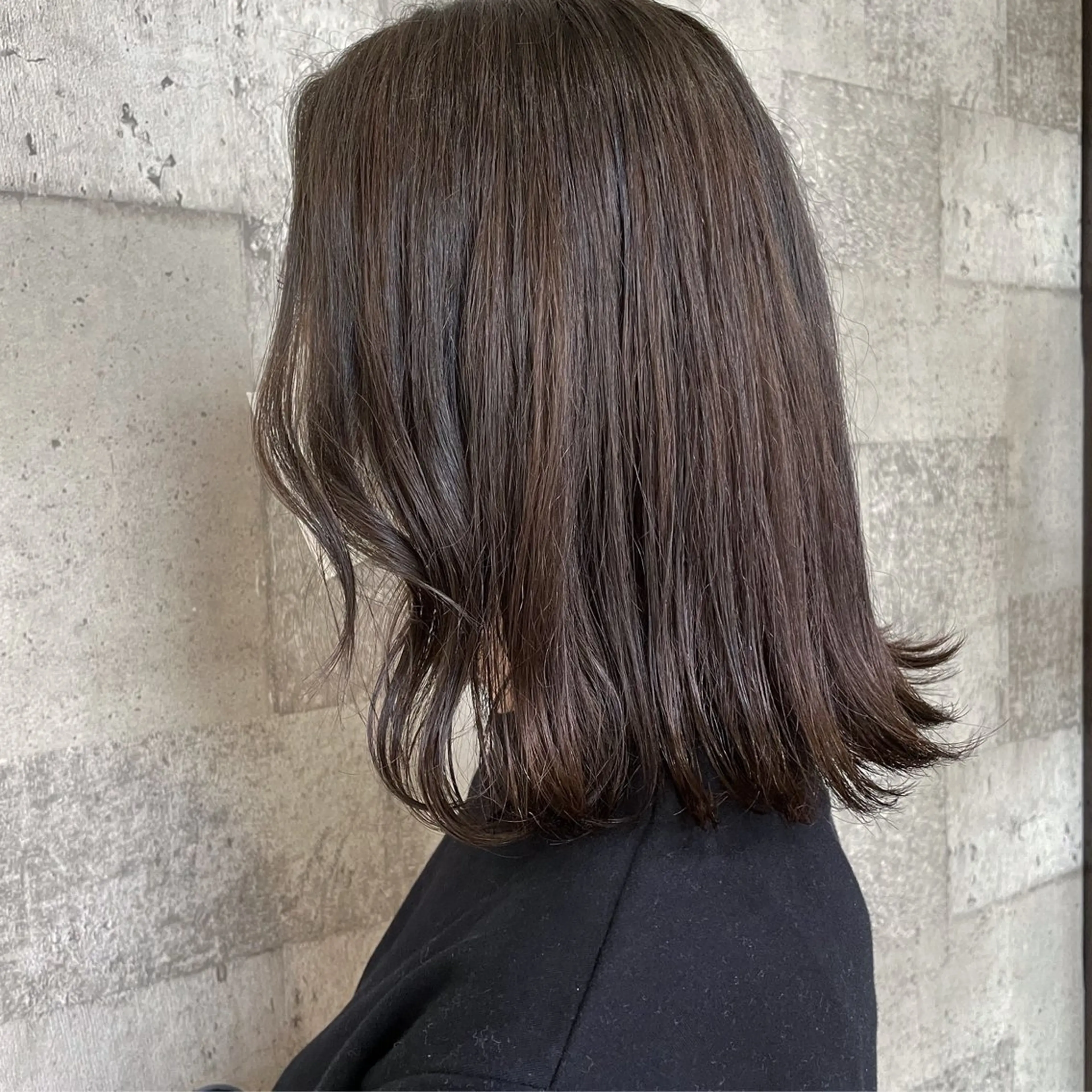 ミディアム カラー 外ハネヘア 🫧レイナ 🫧 透明感カラー🫧のヘアスタイル