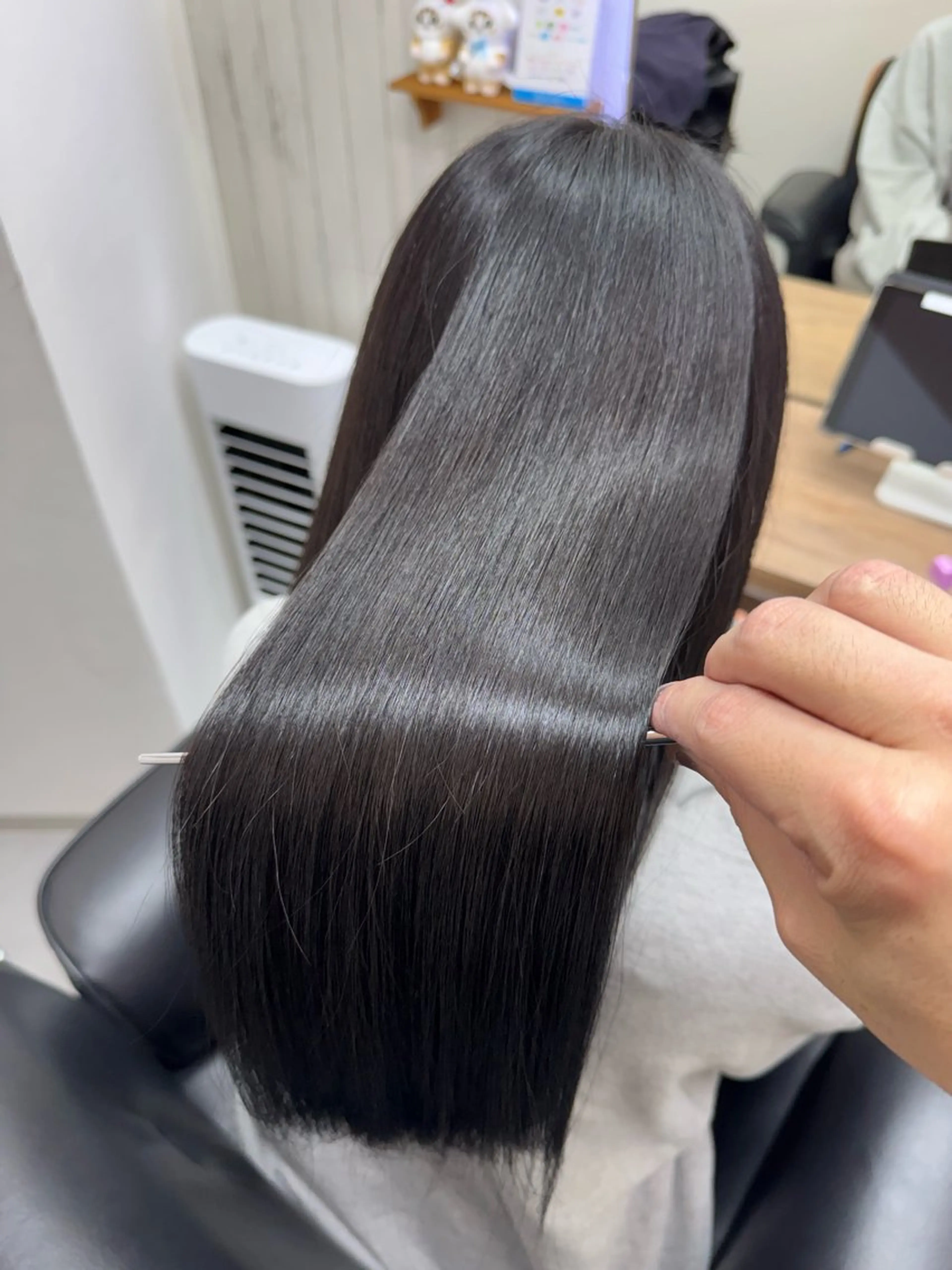 ロング カラー アディクシーカラー イルミナカラー クオルシアカラー 髪質改善 韓国風ヘア カット トリートメント The Apartment of Solon 船橋 2nd所属・高橋潤⚜️縮毛矯正 /NEO髪質改善のヘアスタイル