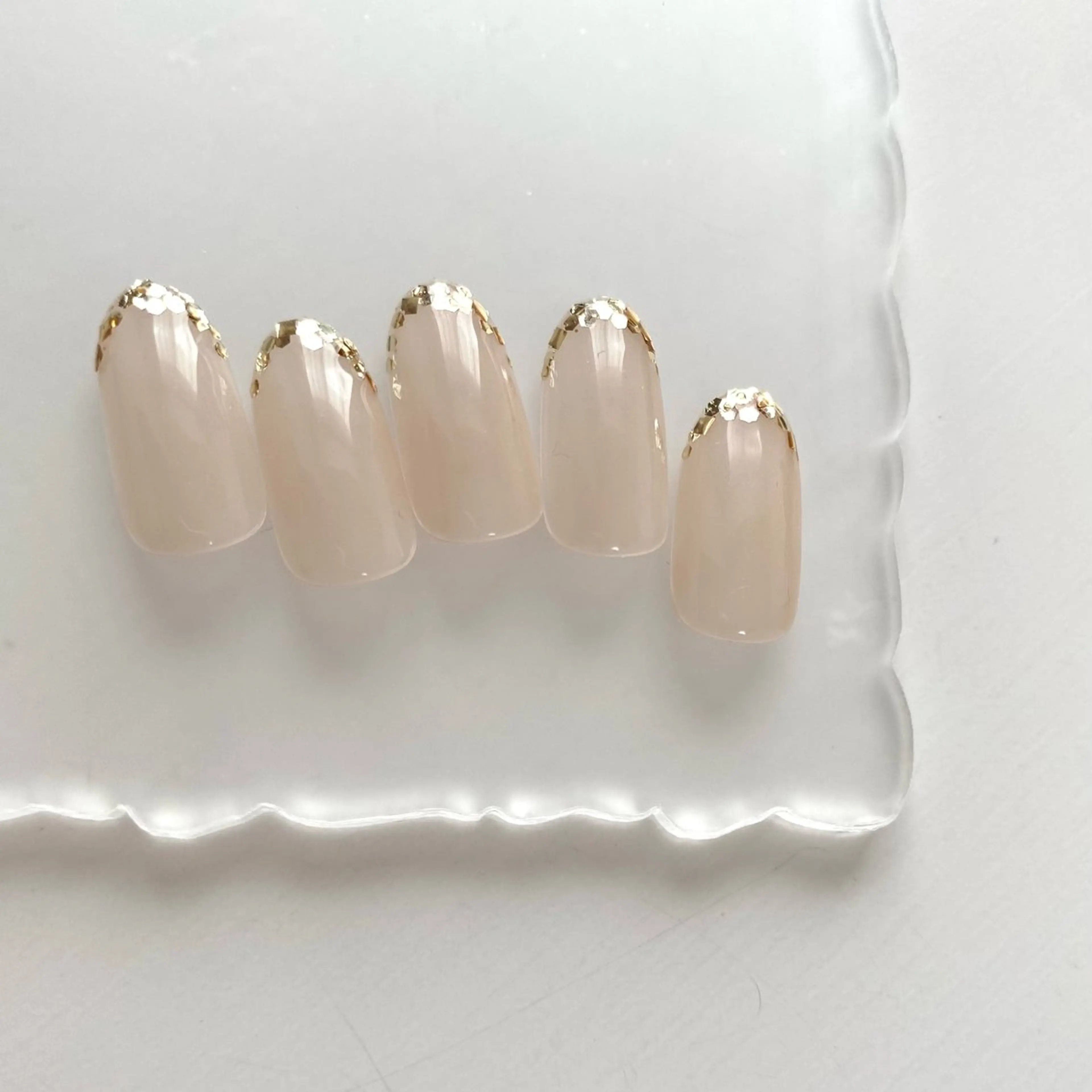 ネイル フレンチネイル Aoi💅🏻 表参道のネイルデザイン