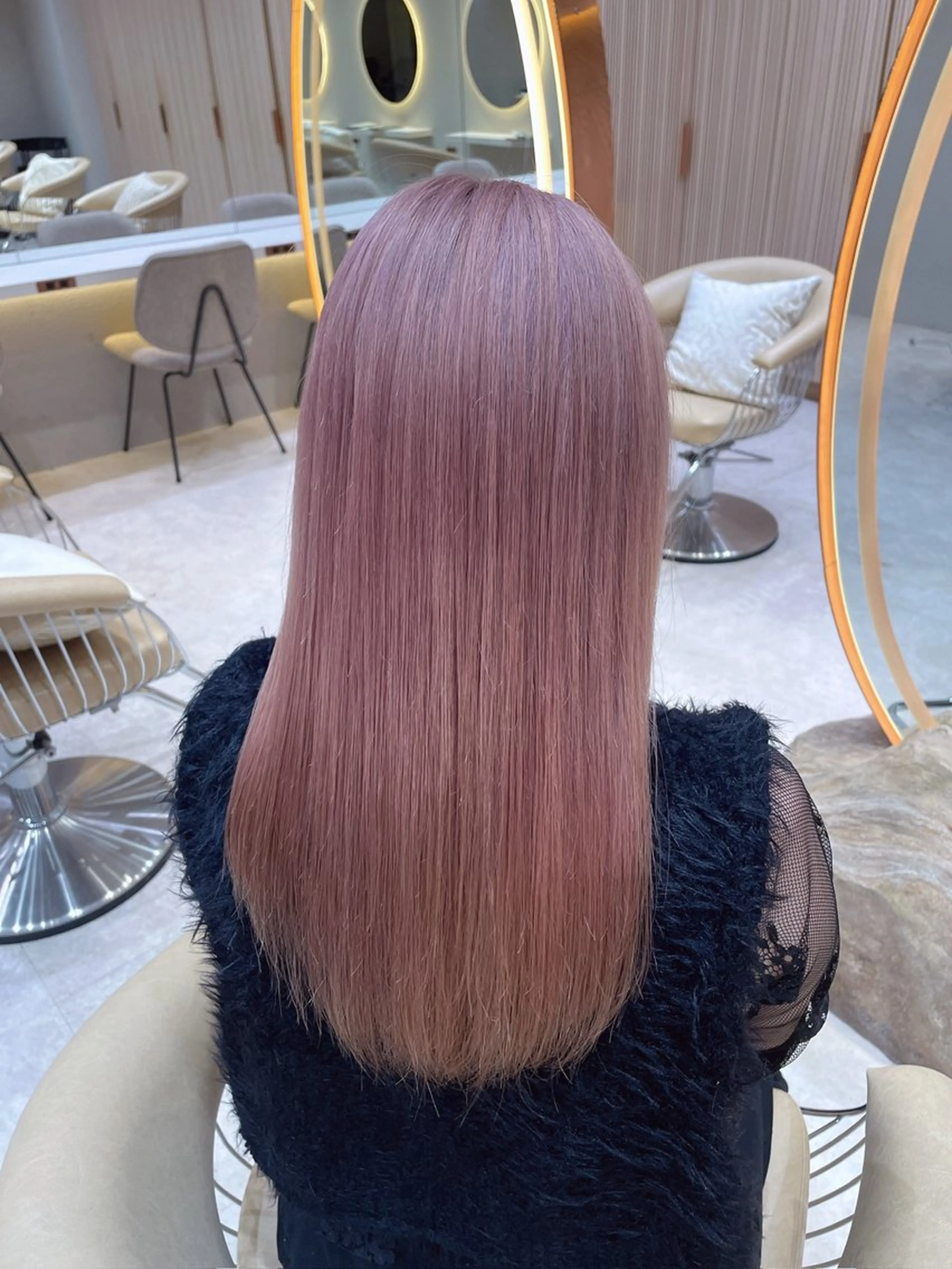 ロング ヘアカラー ハイトーンカラー🌟 🎠KANON🎡のヘアスタイル