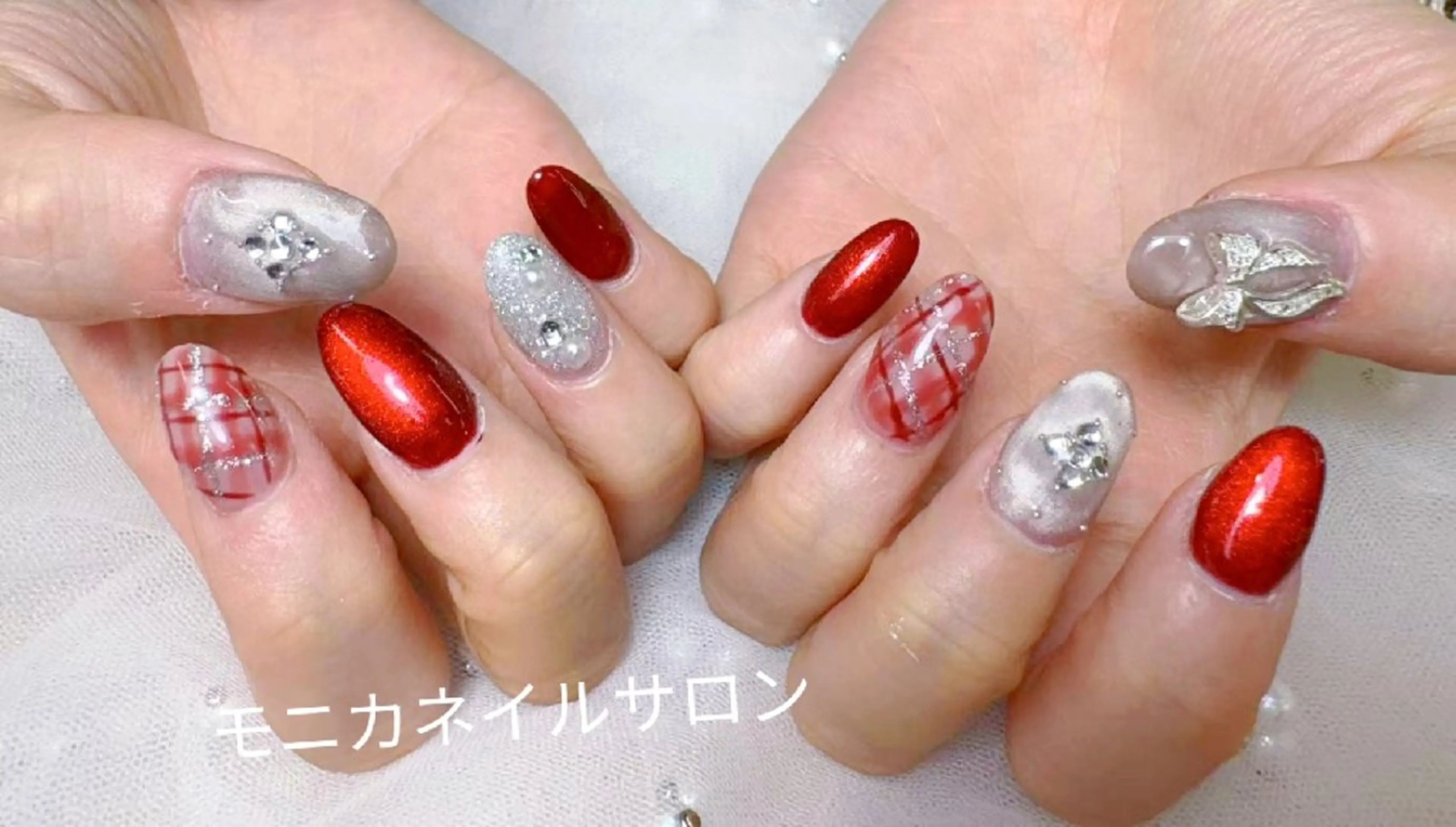 ネイル 鈴木 彩星のネイルデザイン