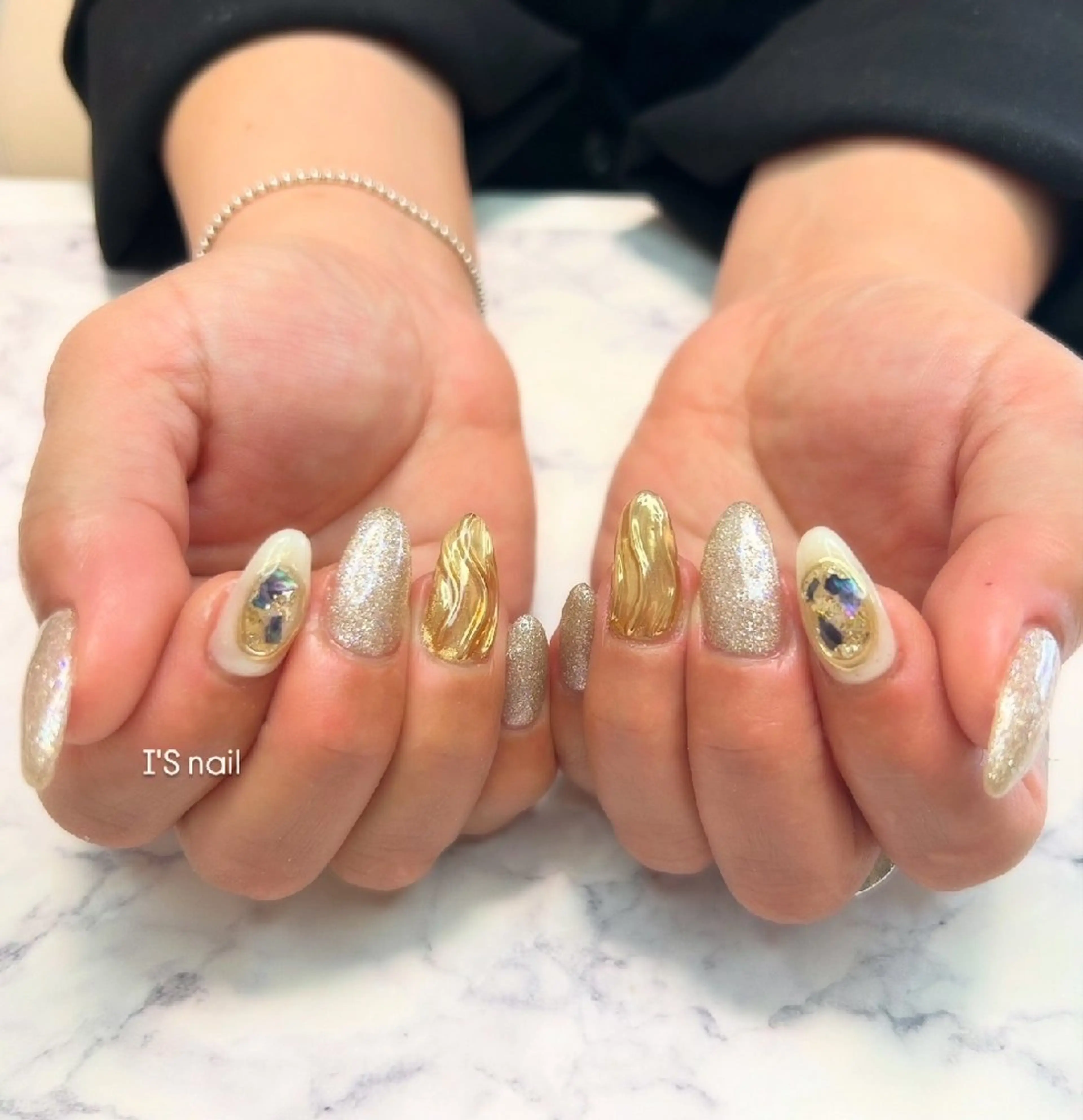 ネイル ミラーネイル I'S nail 佐野のネイルデザイン