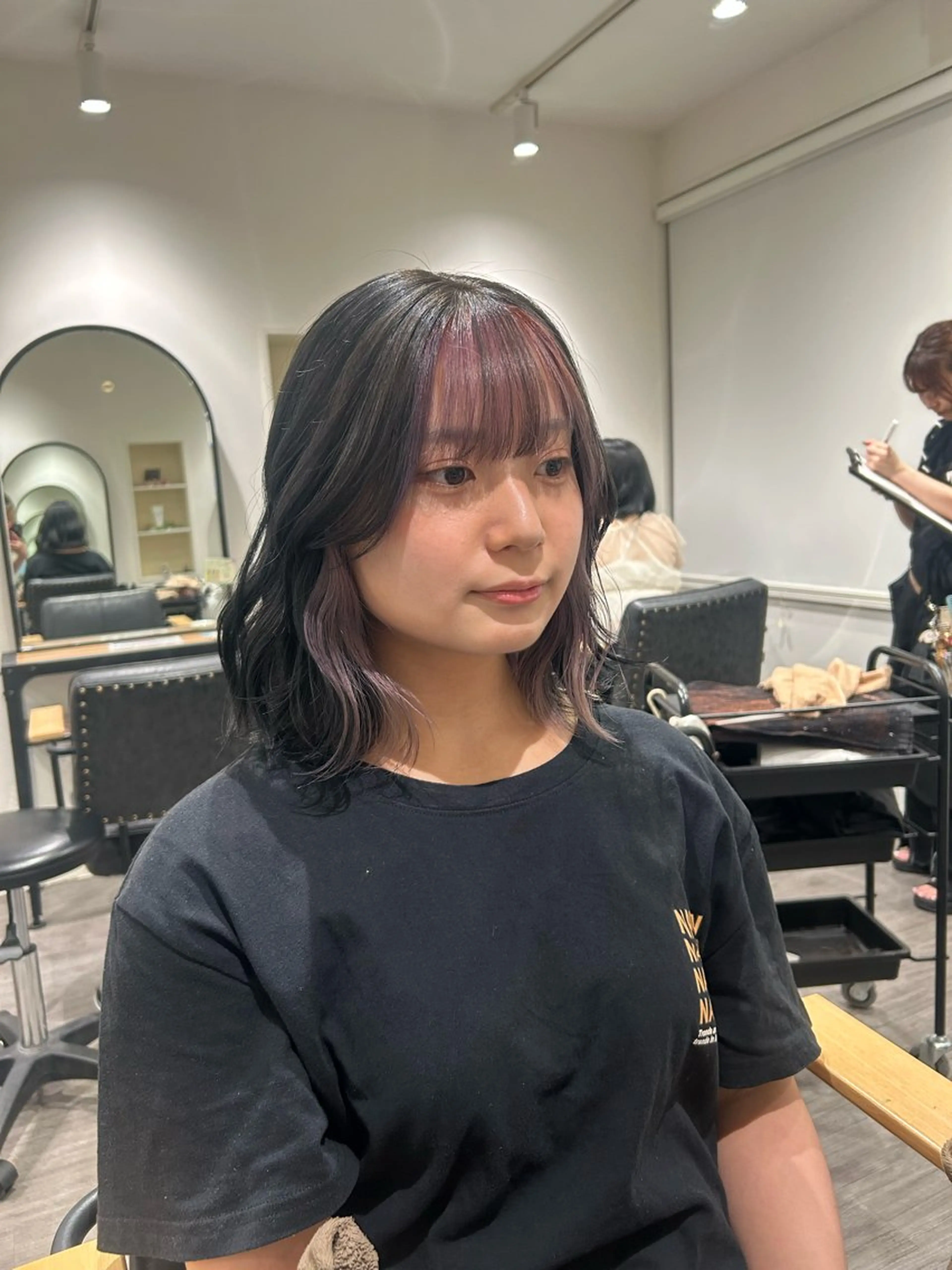 ミディアム カラー ヘアアレンジ デザインカラー ラベンダーカラー ヘアカラー トリートメント カラーリスト💟草間 紫音💟のヘアスタイル