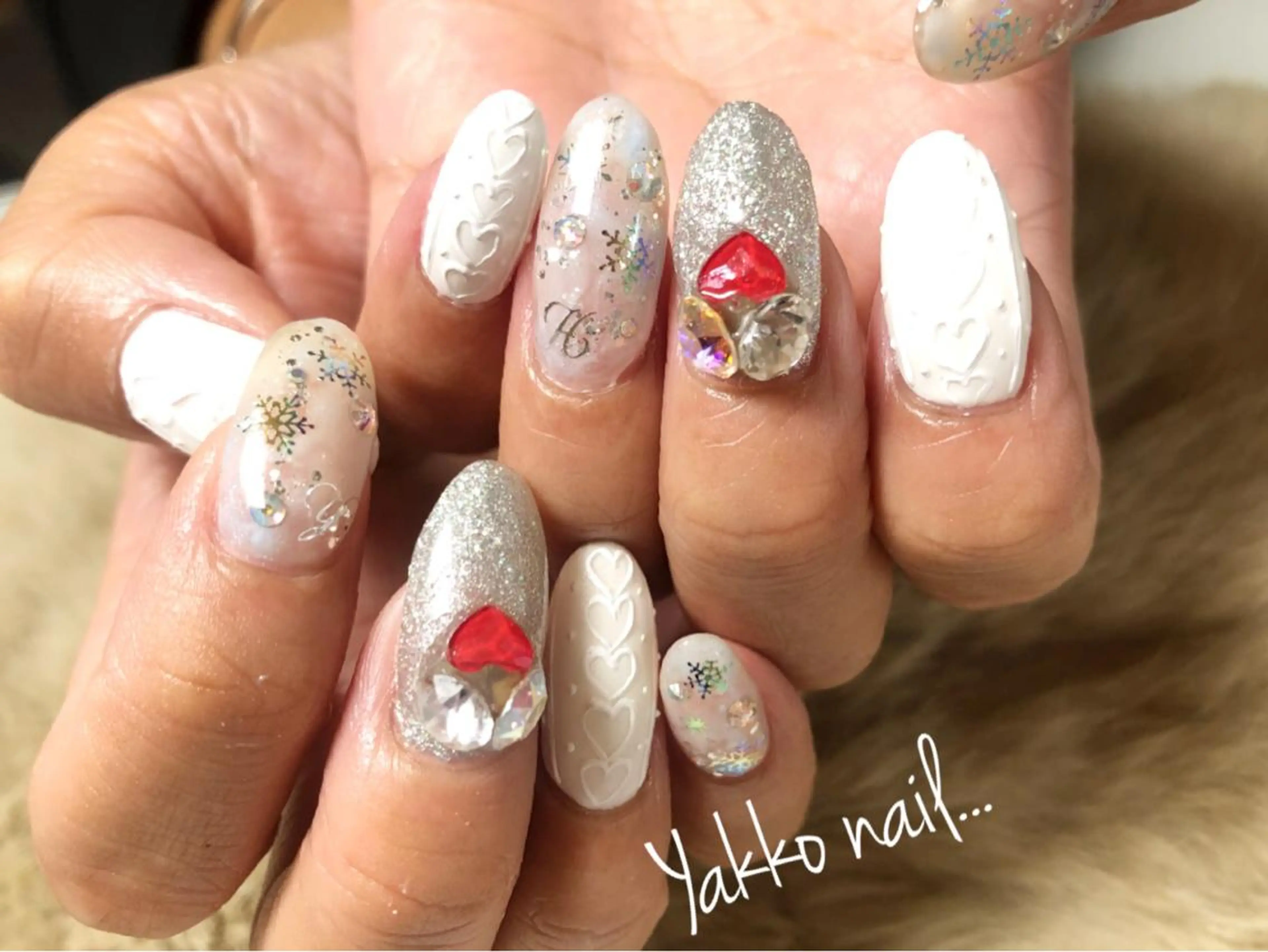 ネイル Yakko pas á pasのネイルデザイン