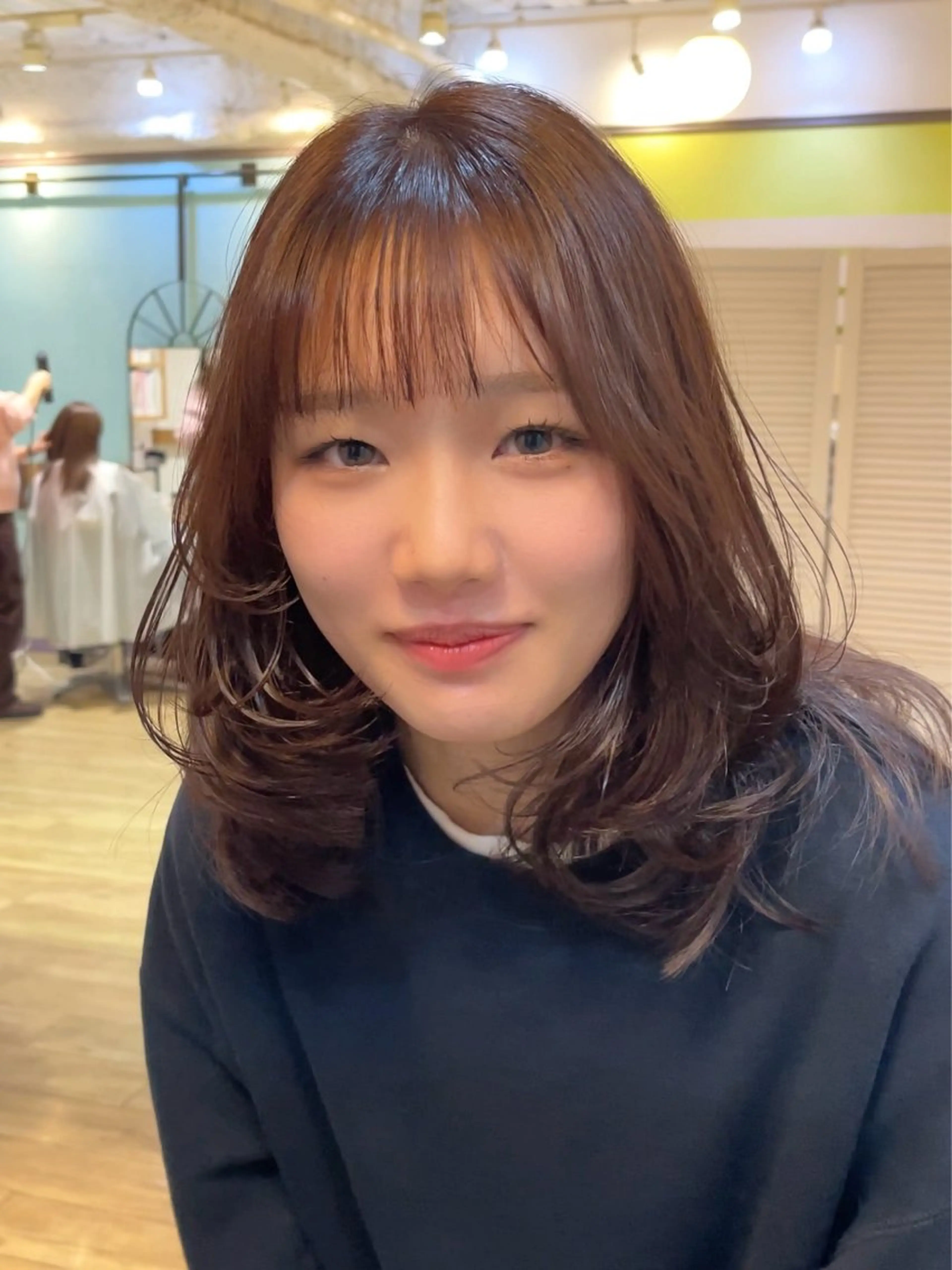 ミディアム カラー ミディアムレイヤー 透明感カラー レイヤーカット 小顔カット カット ヘアカラー トリートメント ヘッドスパ 大人可愛い透明感🌟 小顔・韓国髪🌟野中のヘアスタイル