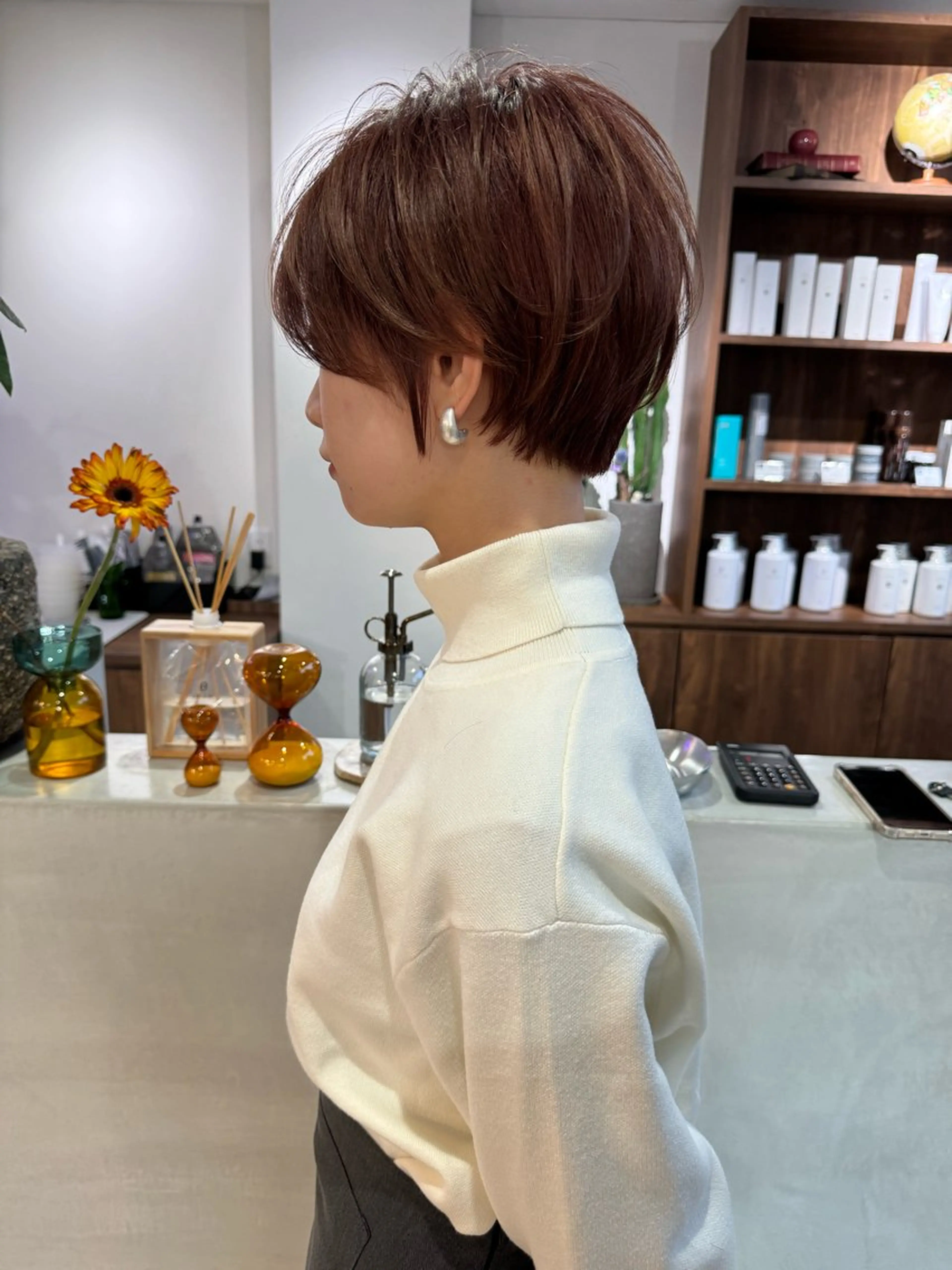 ショート カラー ヘアカラー トリートメント (𝐡)𝐰𝐢𝐦 𝐲𝐮𝐧𝐚のヘアスタイル