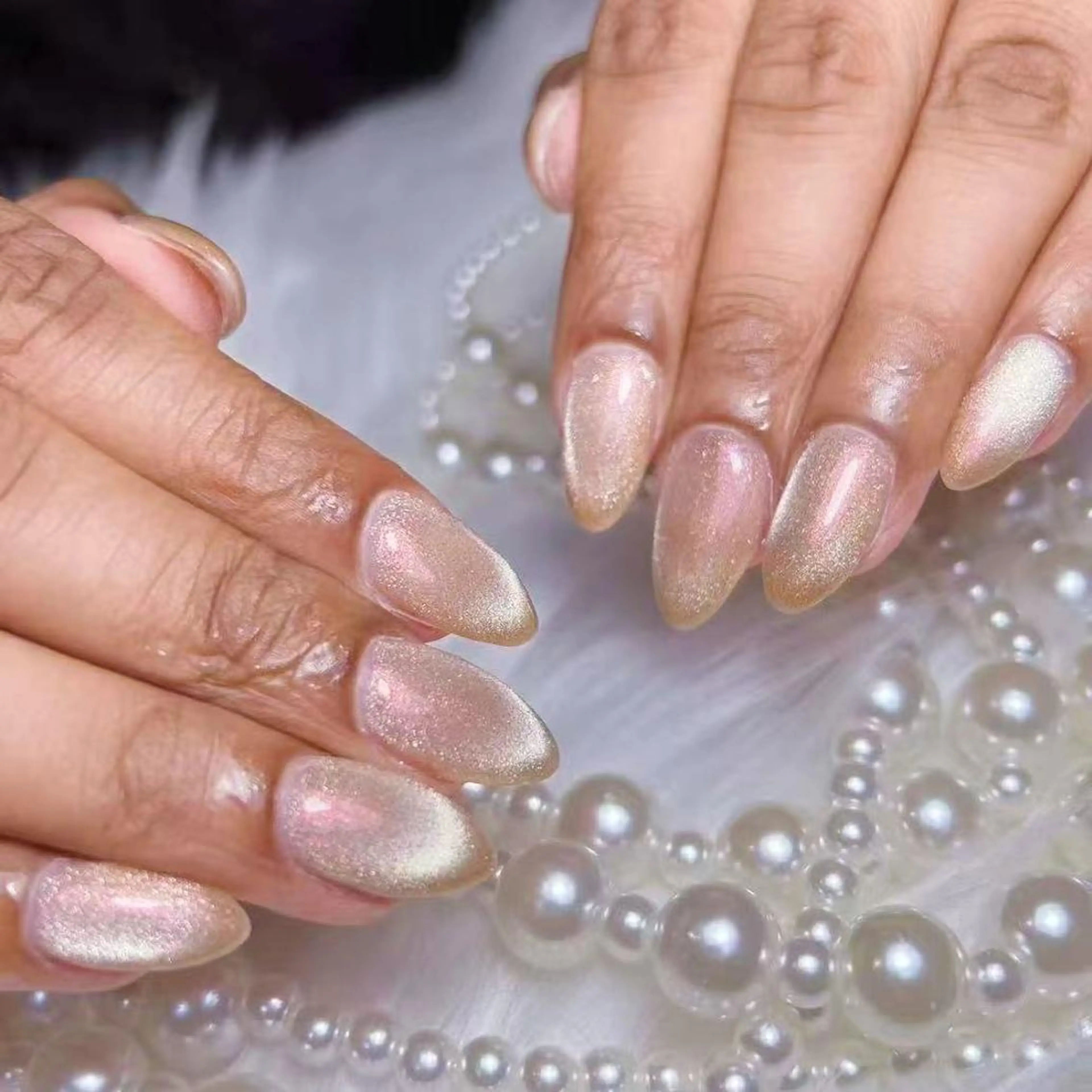 ネイル アートネイル オーロラネイル ガーリー キラキラネイル 韓国ネイル Nail Monsterのネイルデザイン