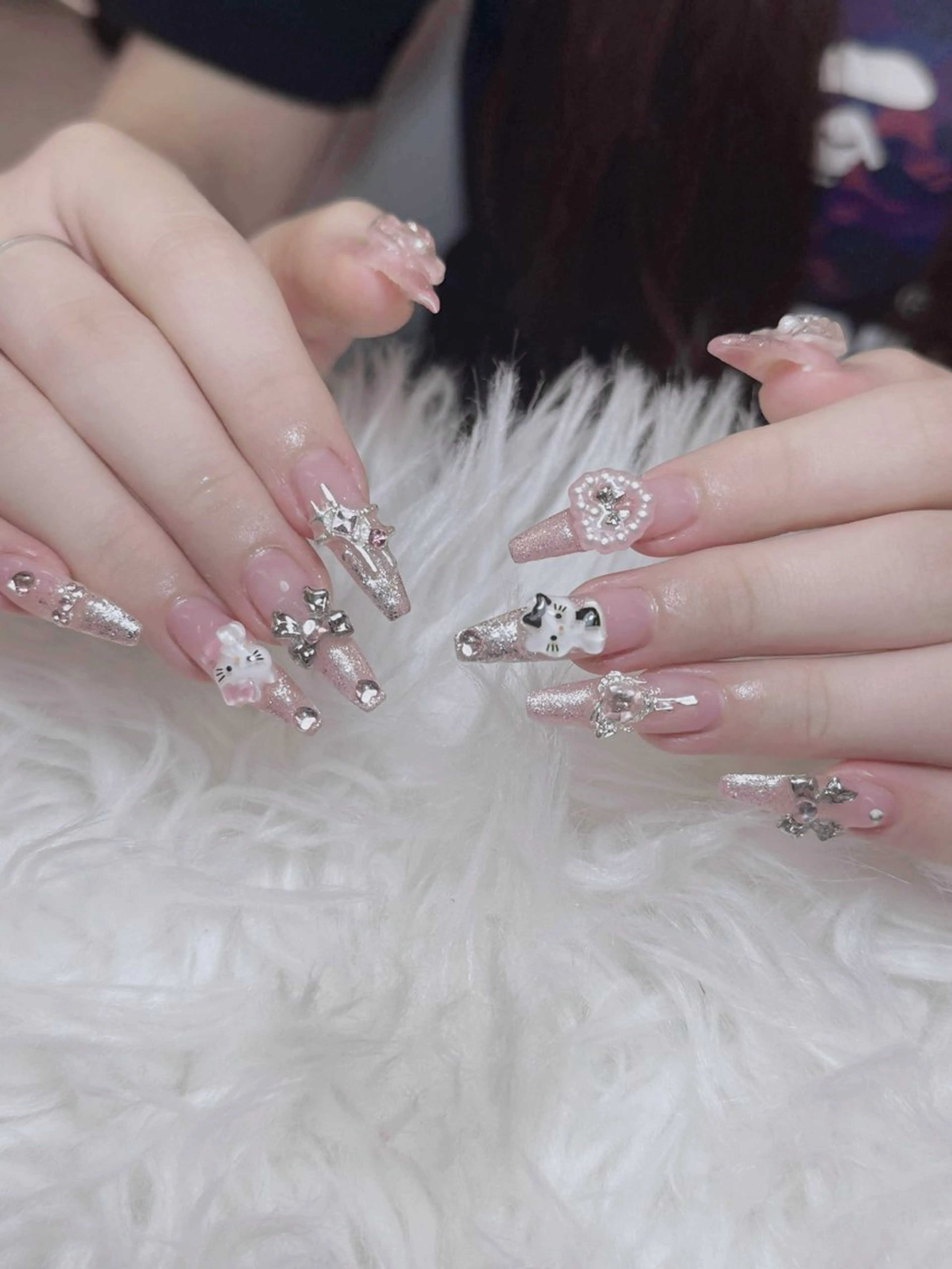 ネイル ジェルネイル 韓国ネイル マグネットネイル ネイルチップ 冬ネイル Lenie Nail Salon所属・Lenie Nailのネイルデザイン