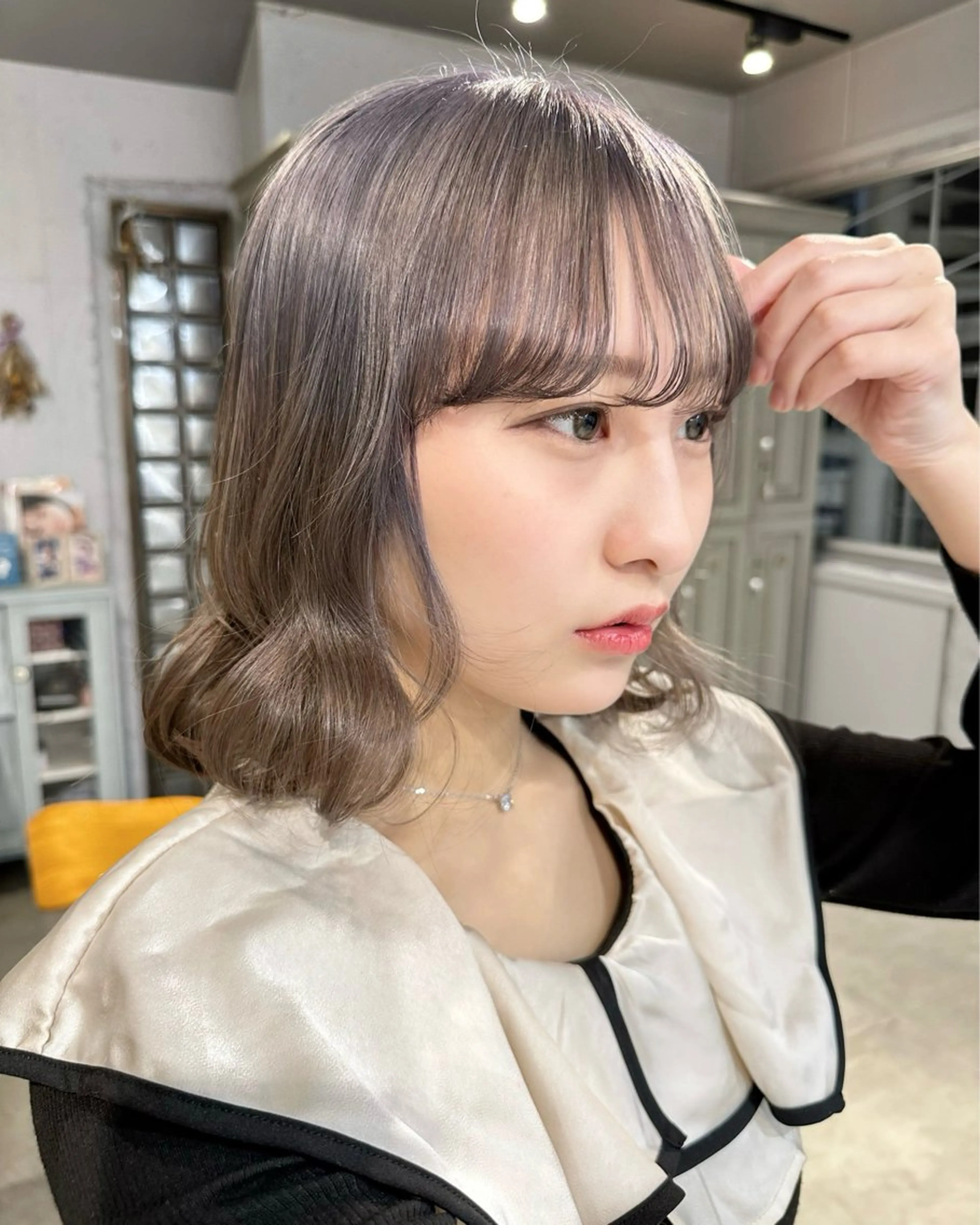 ミディアム カラー カット ヘアカラー トリートメント 柴田 すず花のヘアスタイル