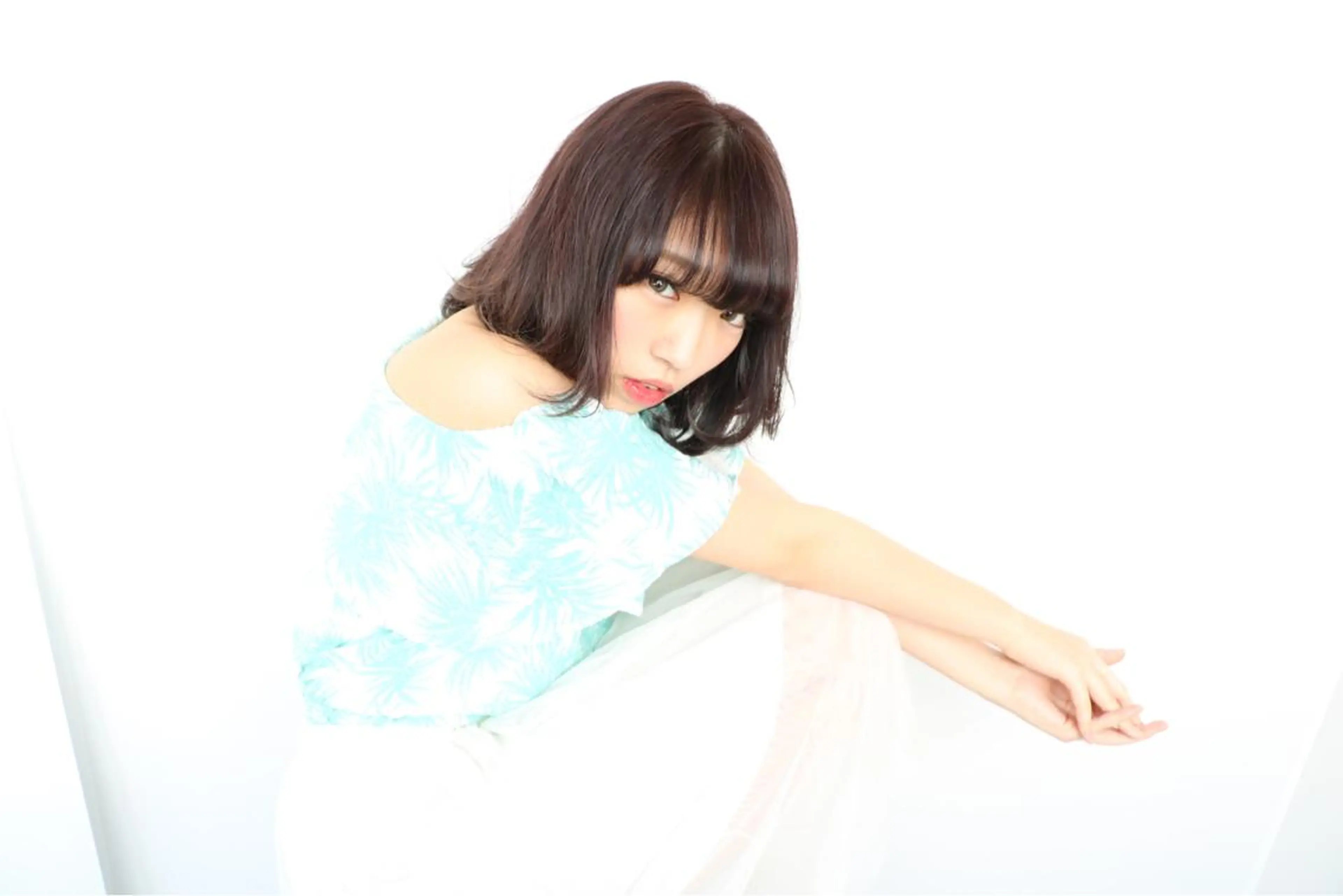 ミディアム カラー パーマ ボブ LUCK本厚木 浦住 貴大のヘアスタイル