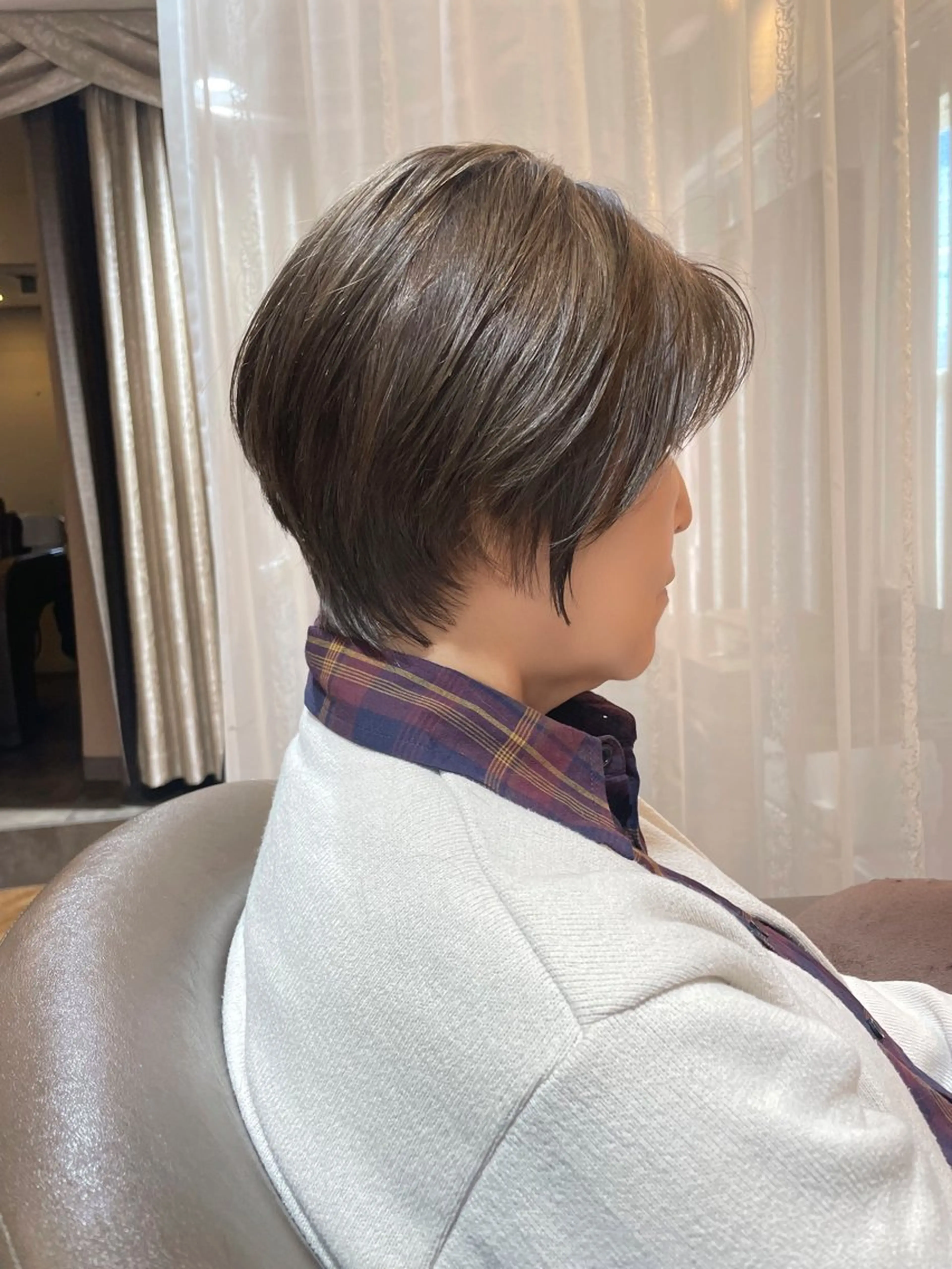 ショート カラー カット ヘアカラー トリートメント 似合わせカット得意 仁井亮のヘアスタイル