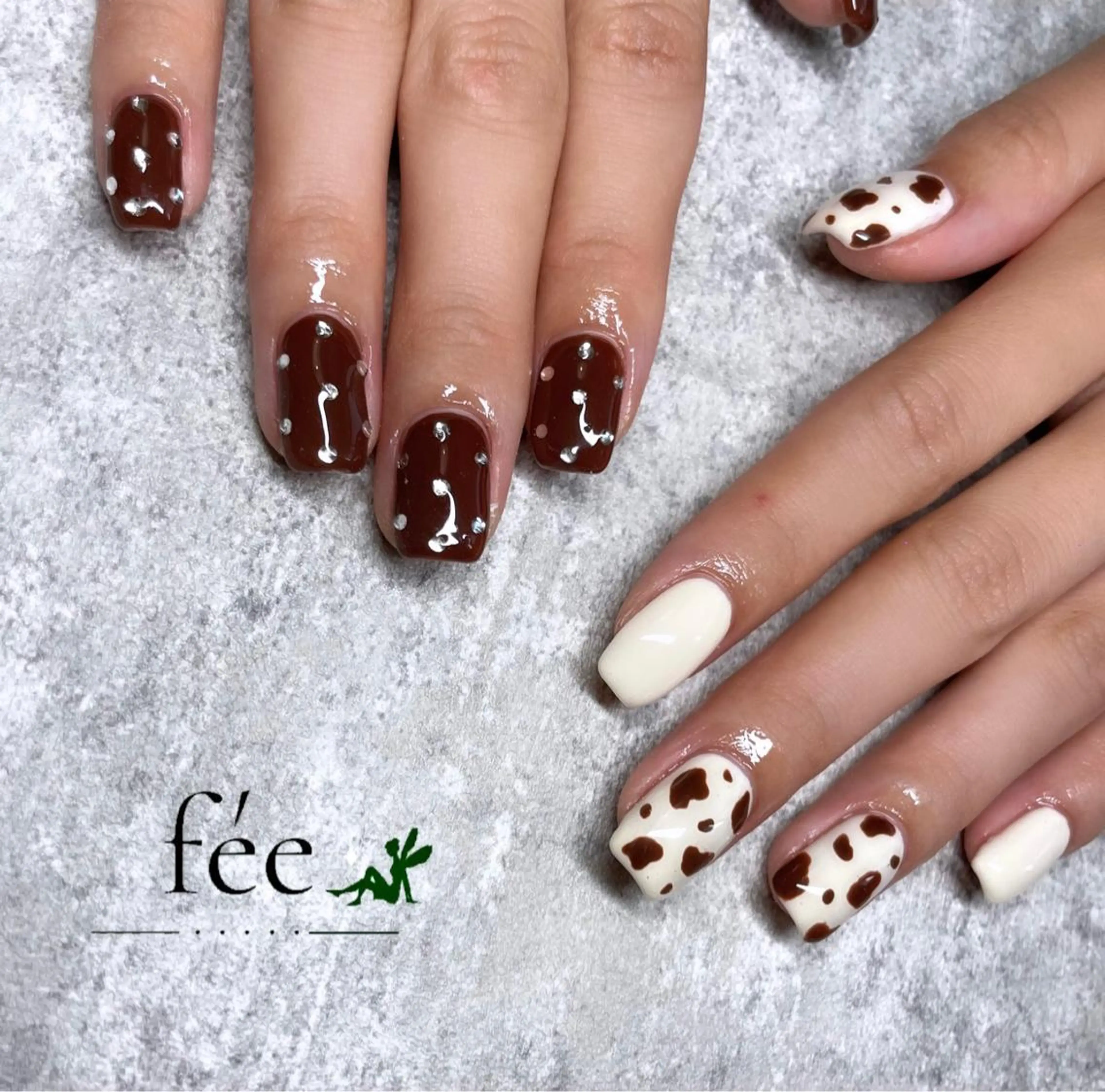 ネイル フットネイル ジェルネイル 韓国ネイル マグネットネイル ミラーネイル ハンドネイル nail salon fee（フィー）のネイルデザイン