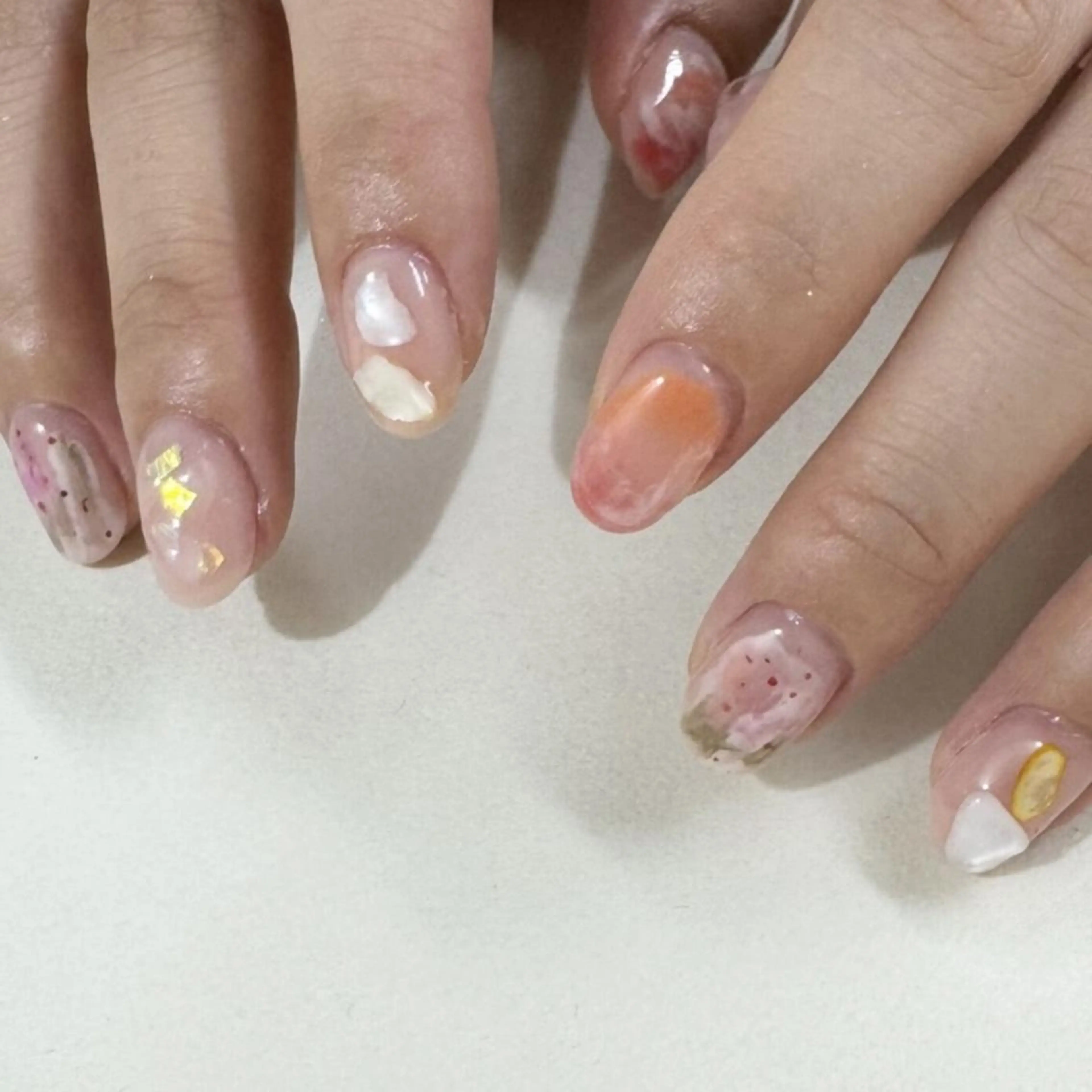 ネイル ジェルネイル 韓国ネイル ニュアンスネイル ワンホンネイル nailstudio eviz新宿店のネイルデザイン