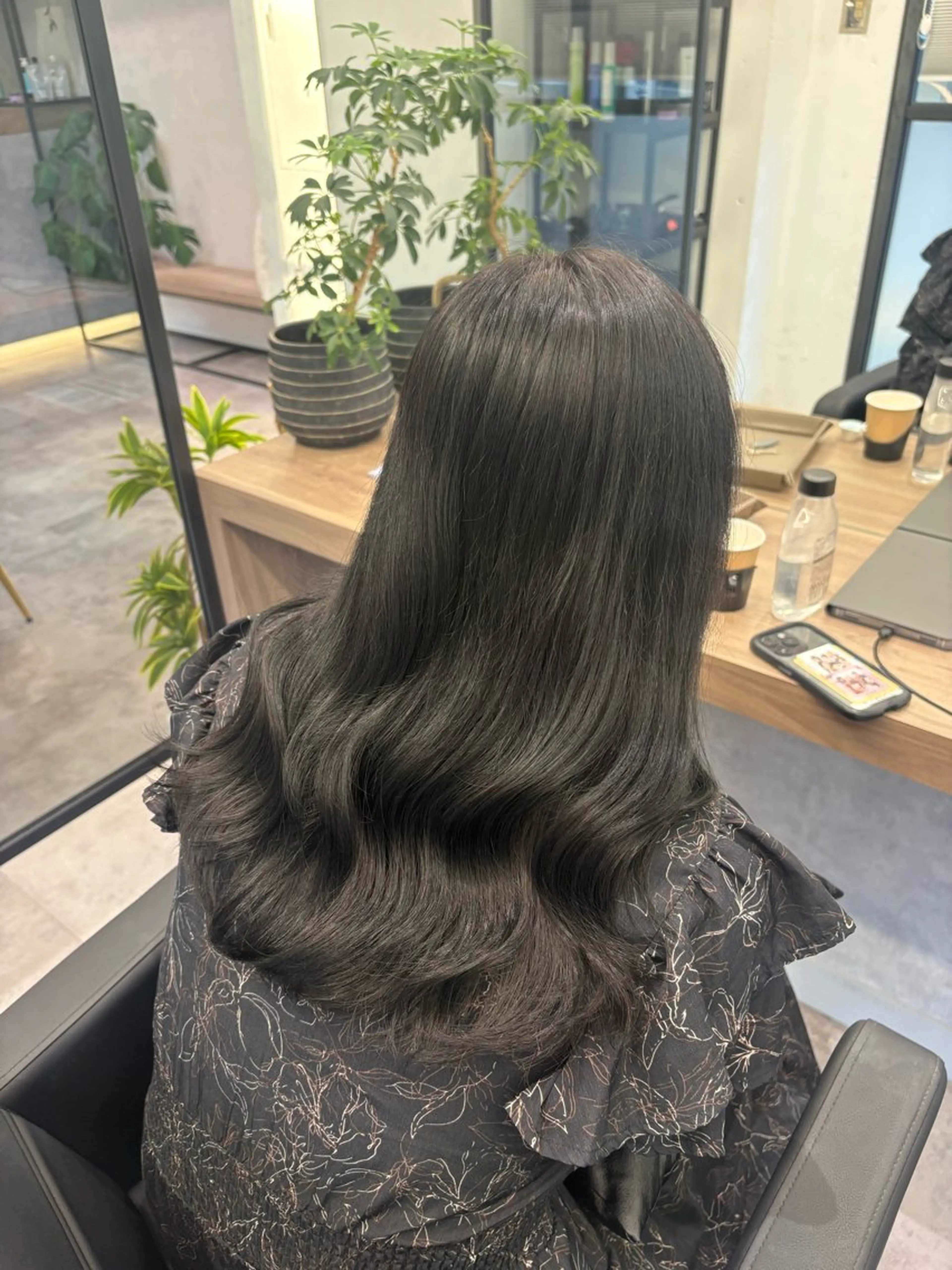 ロング カット ヘアカラー Nail &Beauty by UNO伊勢原所属・COCO .のヘアスタイル