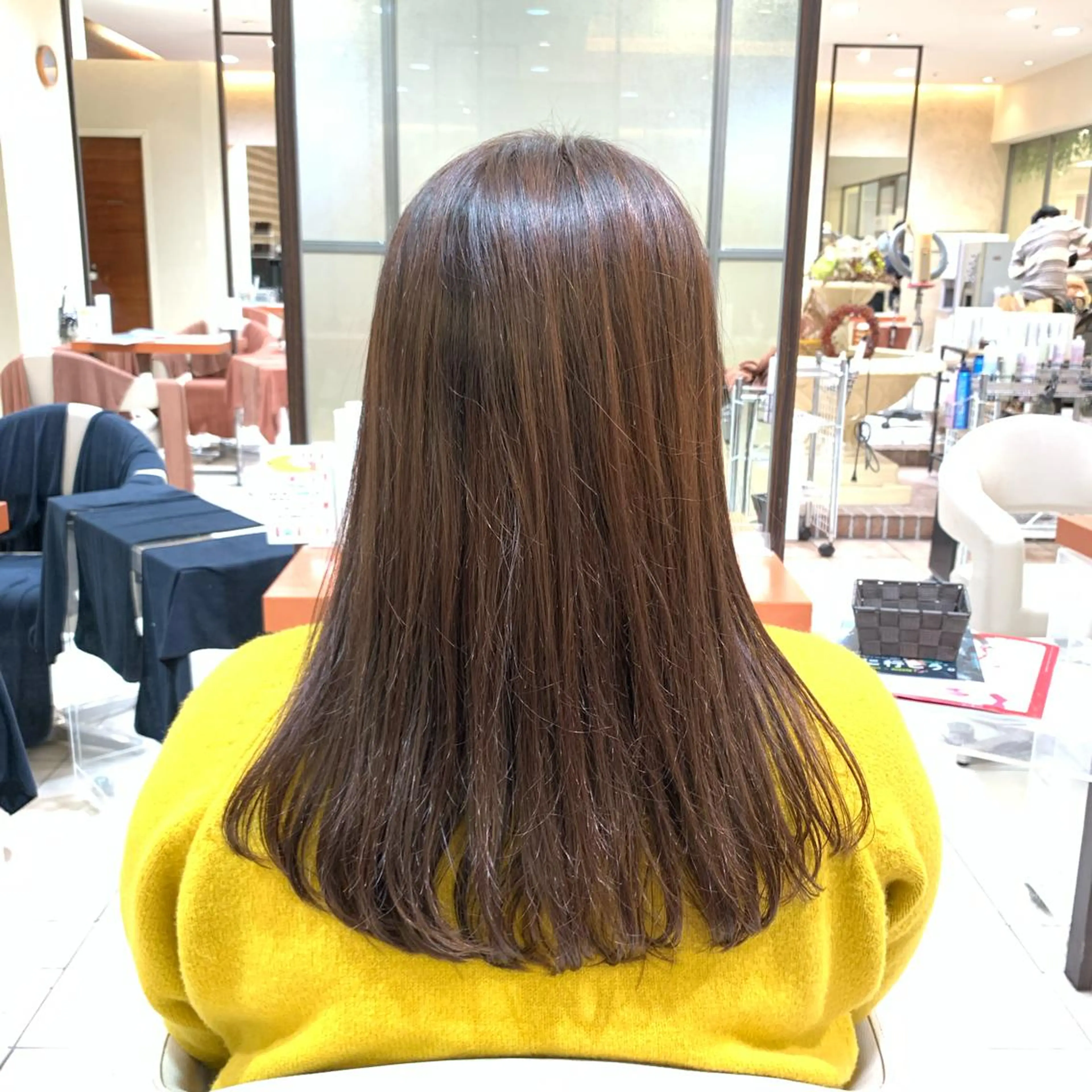 ロング MODEks eau 佐藤優志のヘアスタイル