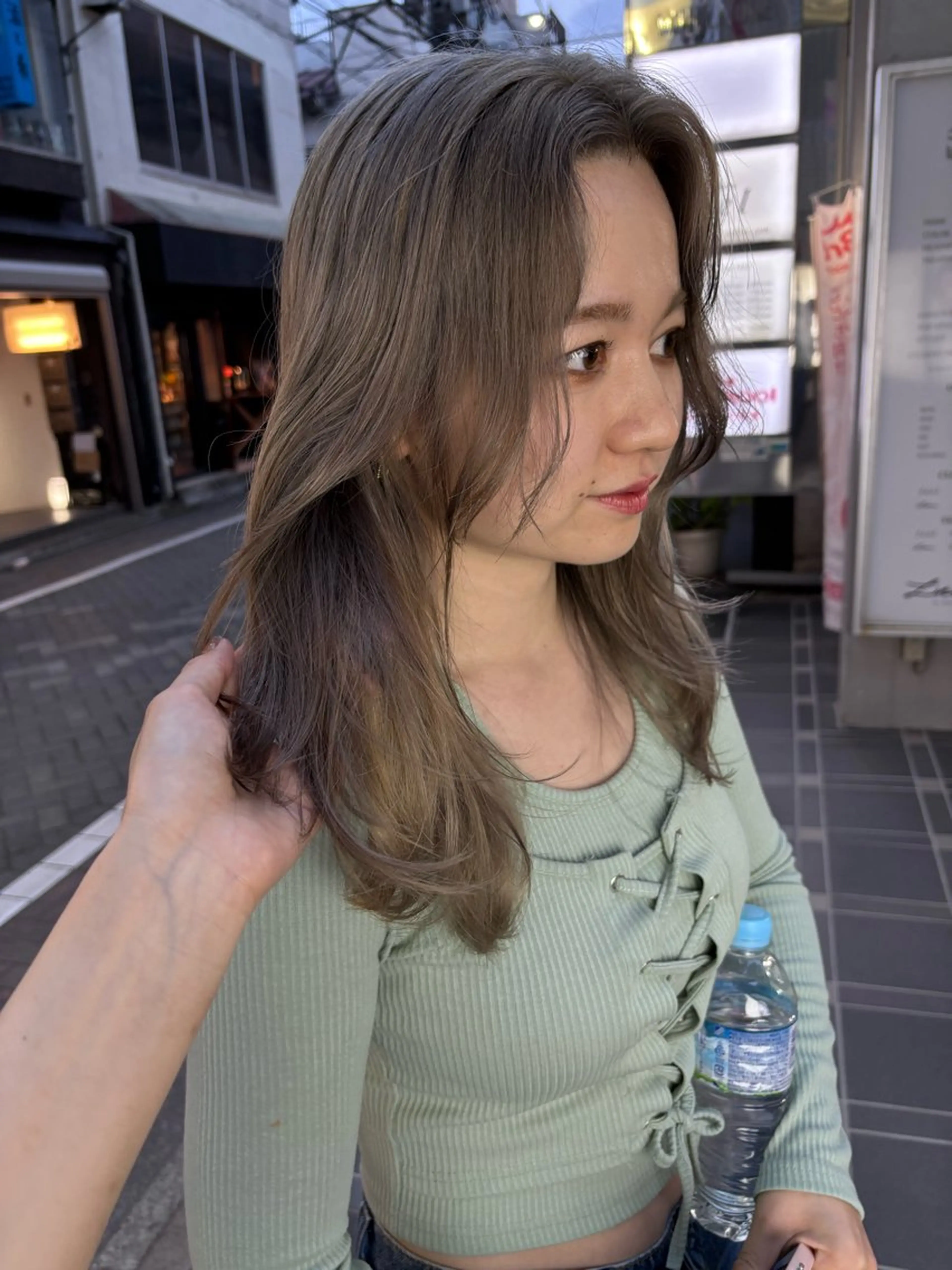 セミロング カラー カット ヘアカラー しみず さくら🌸のヘアスタイル