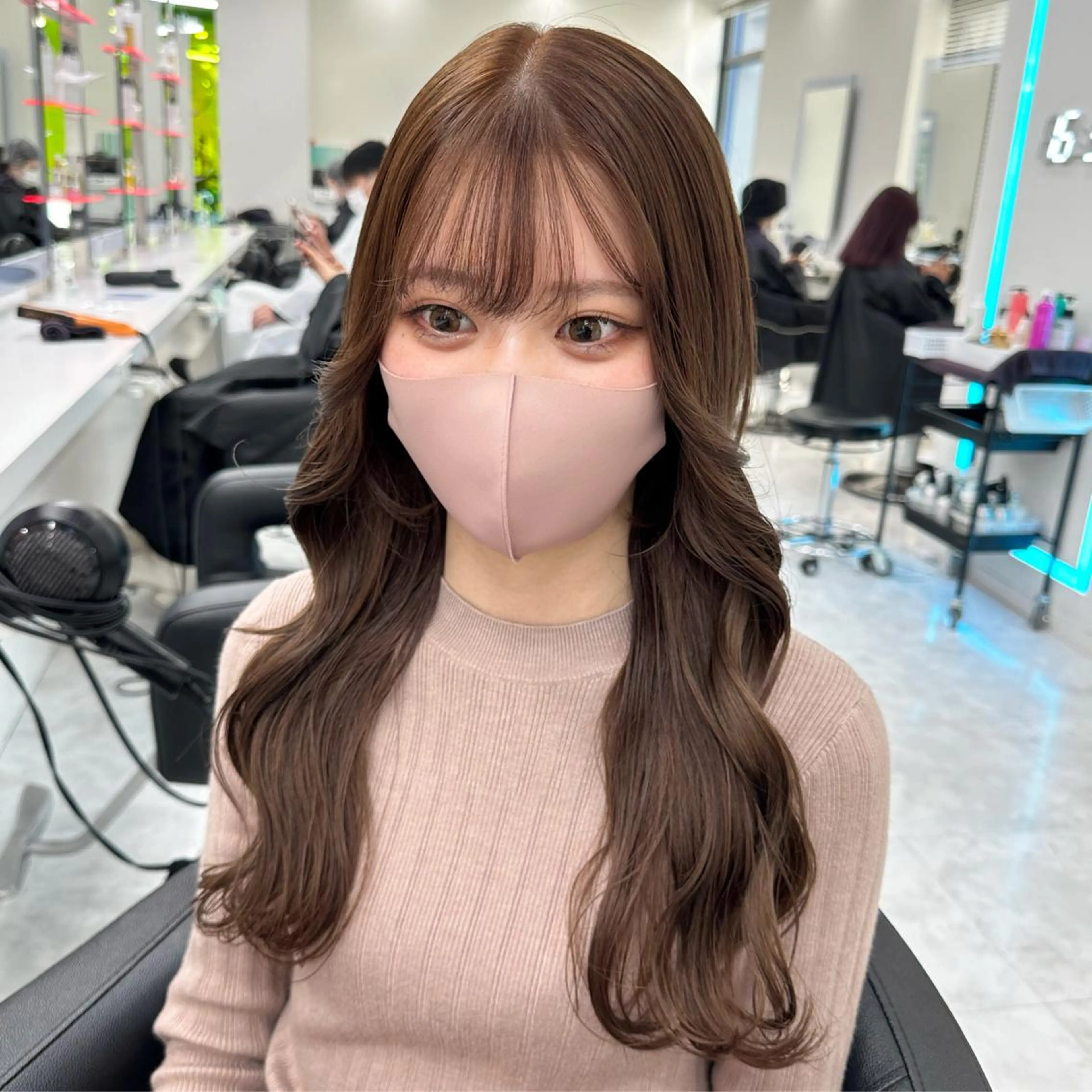ロング チョコレートブラウン ピンクブラウン ピンクラベンダー 顔周りカット 髪質改善 🤎MISAKI 艶髪モテカラー🤎のヘアスタイル