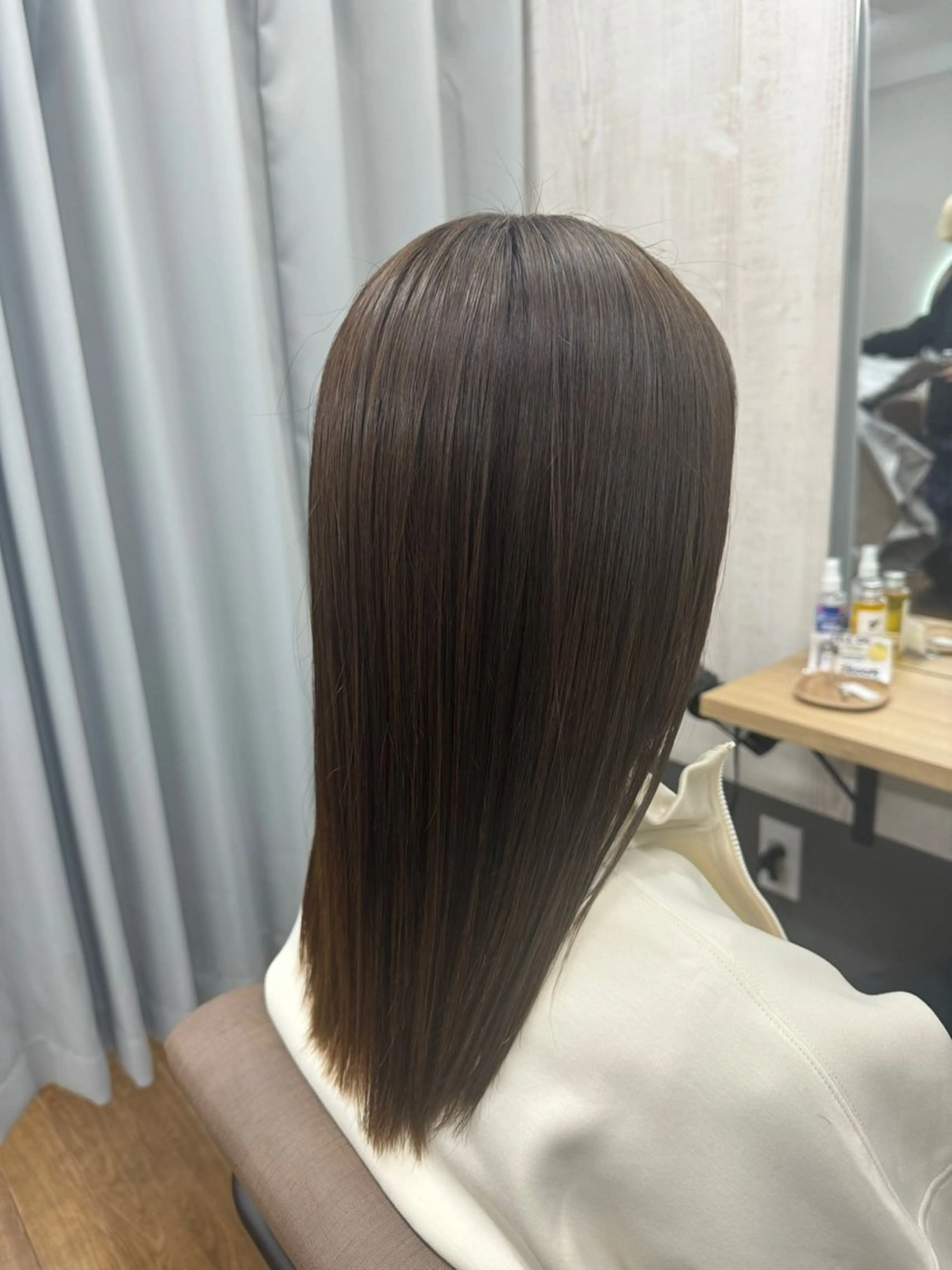 セミロング カット ヘアカラー トリートメント TELA HAIR 稲毛店　千尋のヘアスタイル