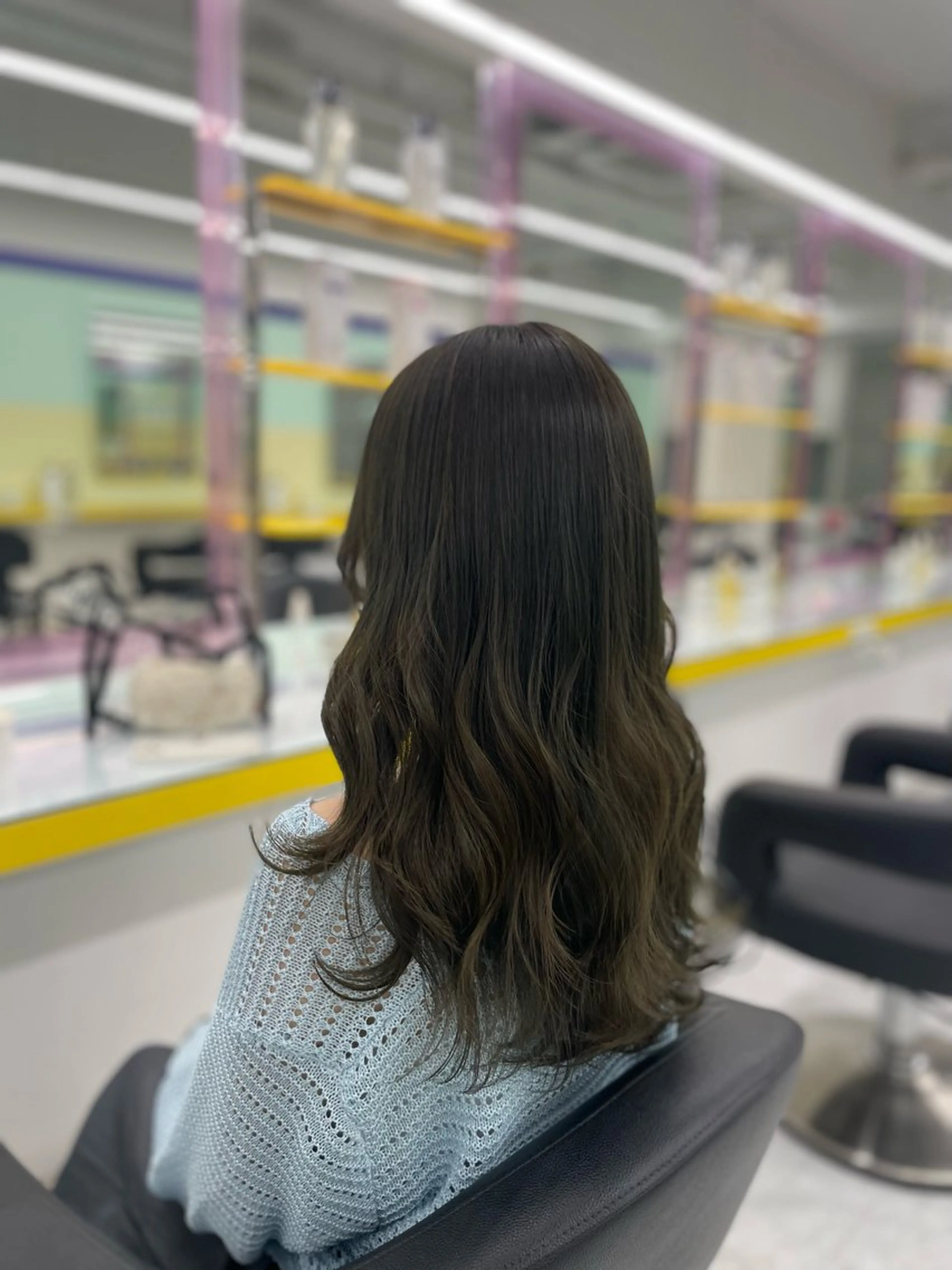 セミロング カラー ヘアアレンジ ヘアカラー トリートメント ヘッドスパ ヘアセット ☁️縮毛矯正✖️ 透明感☁️りくのヘアスタイル