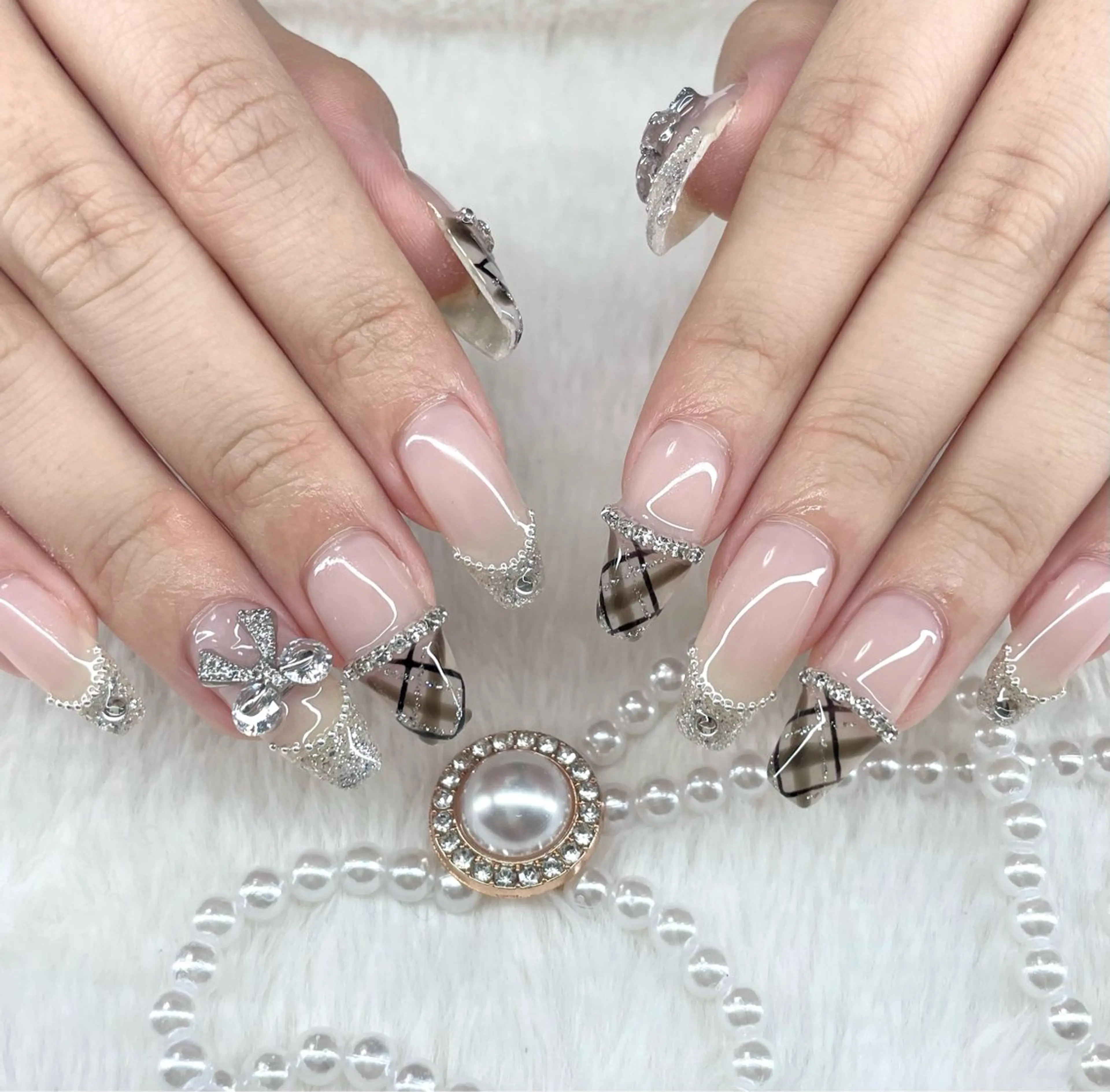 ネイル ChouChou NAIL SALON所属・サキ ChouChouのネイルデザイン