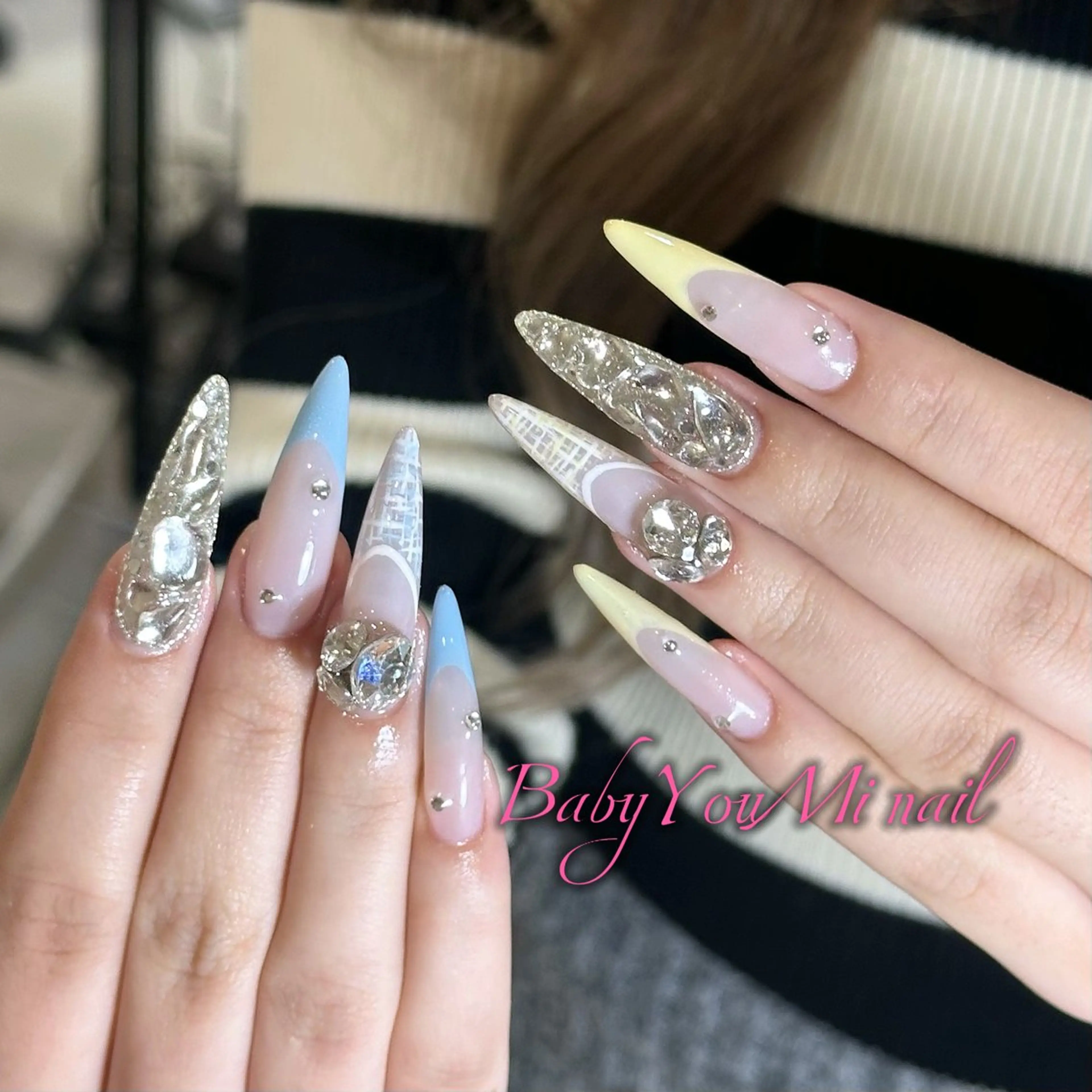 ネイル オーロラネイル フラワーネイル フットネイル フレンチネイル ジェルネイル ハンドネイル BabyYouMi ねねのネイルデザイン