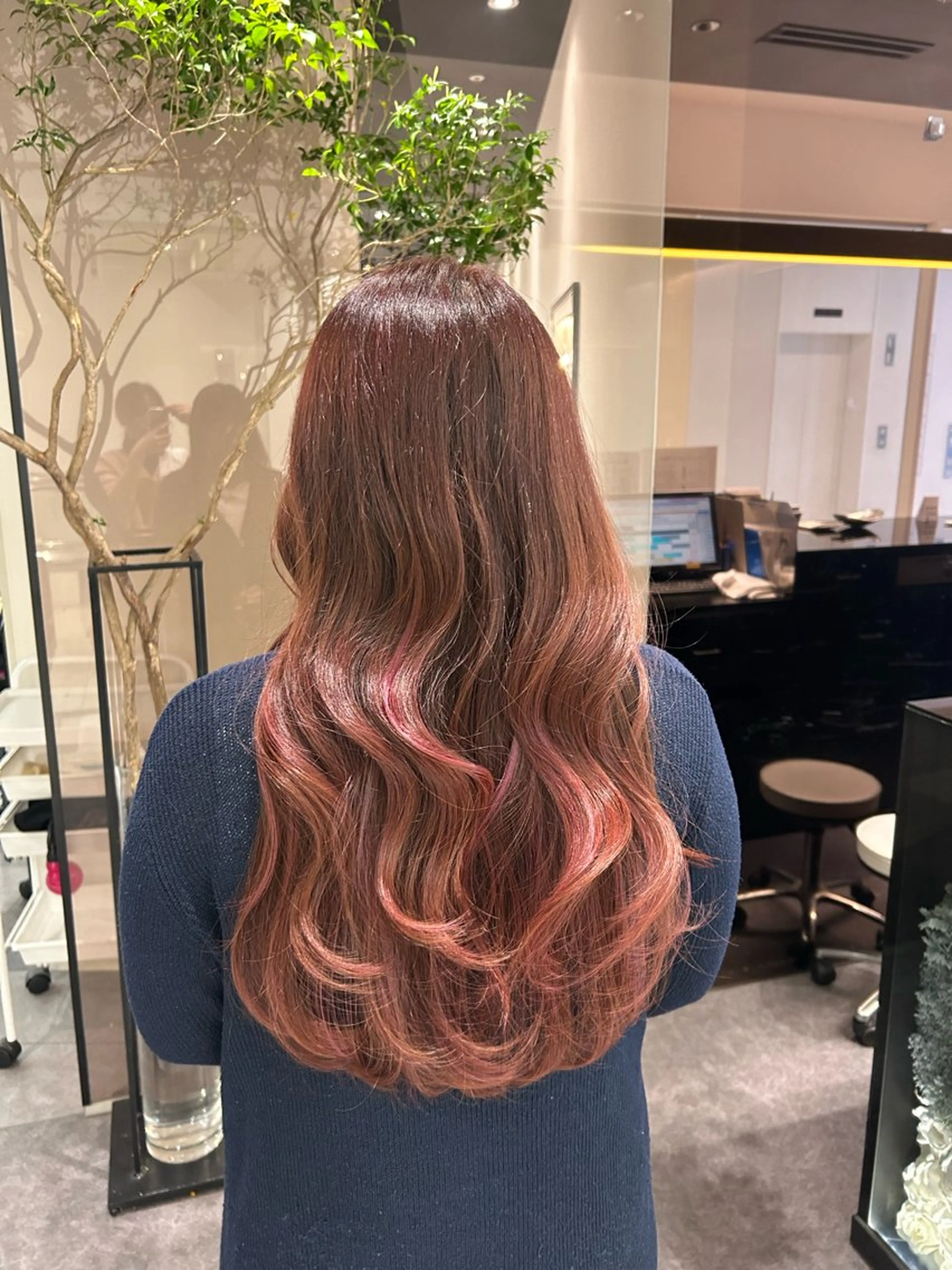 ロング カラー K-two名古屋所属・ショートカット 中原優美のヘアスタイル
