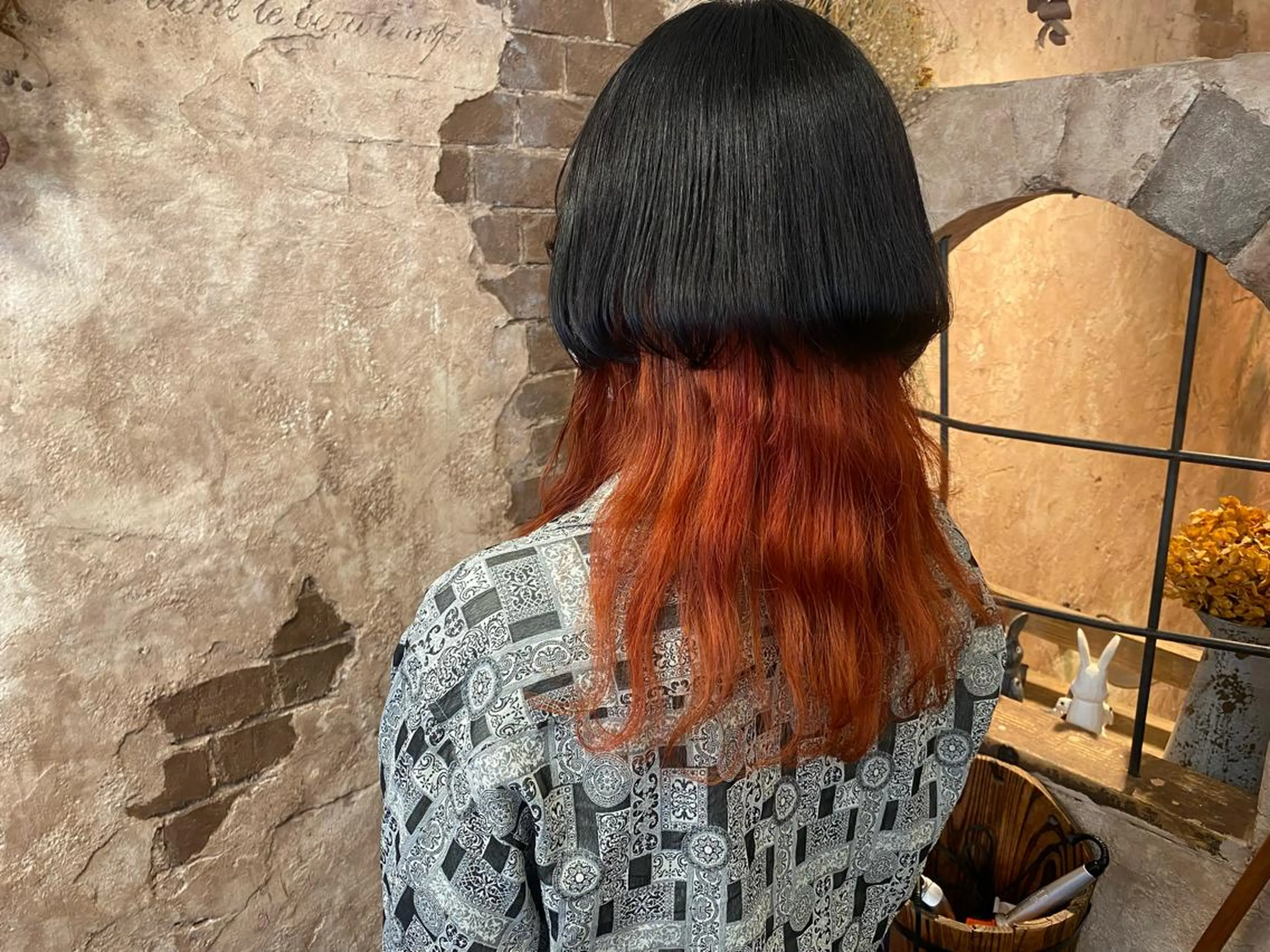 ミディアム カット ヘアカラー トリートメント nico 。のヘアスタイル