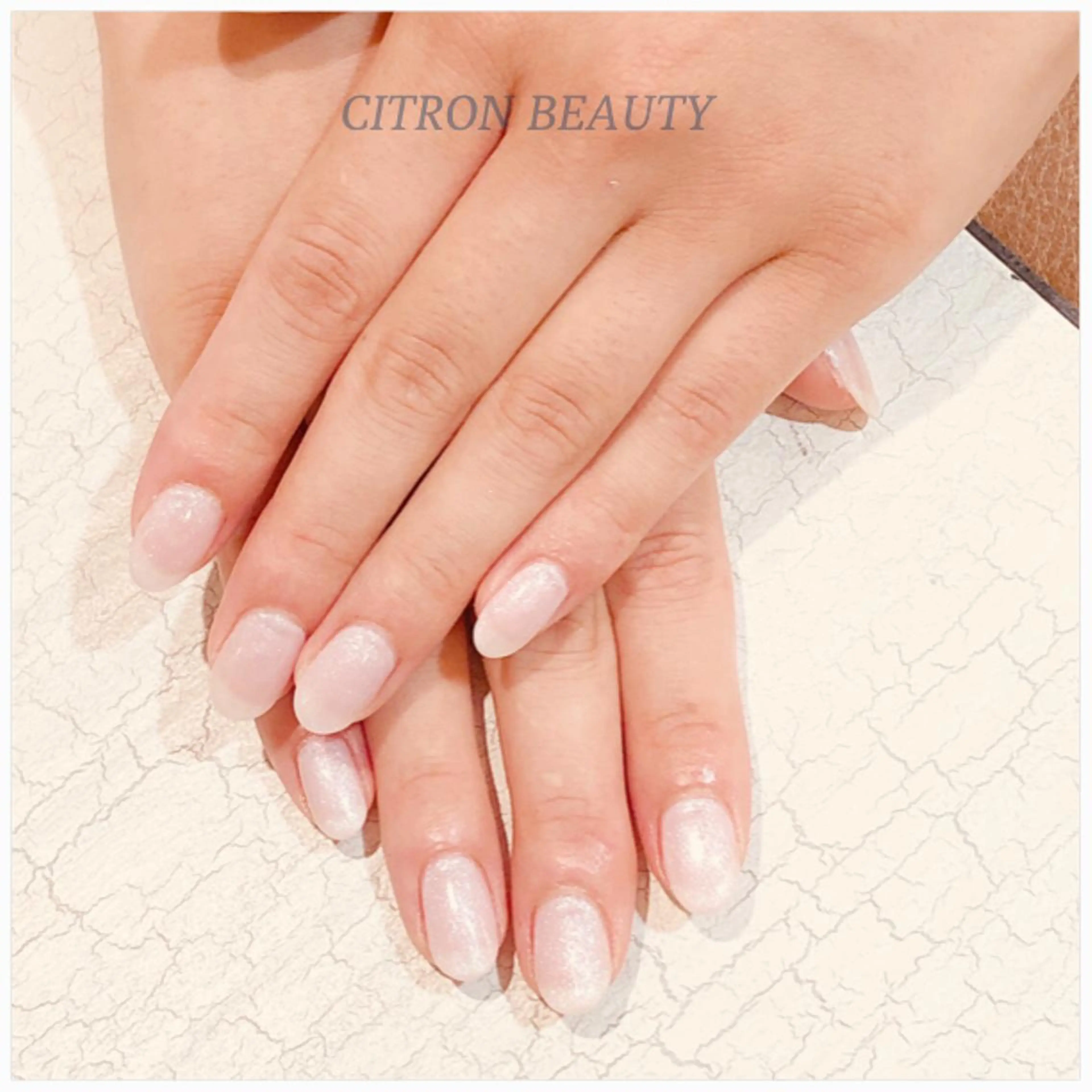 ネイル ワンカラーネイル ホワイト ハンドネイル CITRON NAIL💅冨田のネイルデザイン