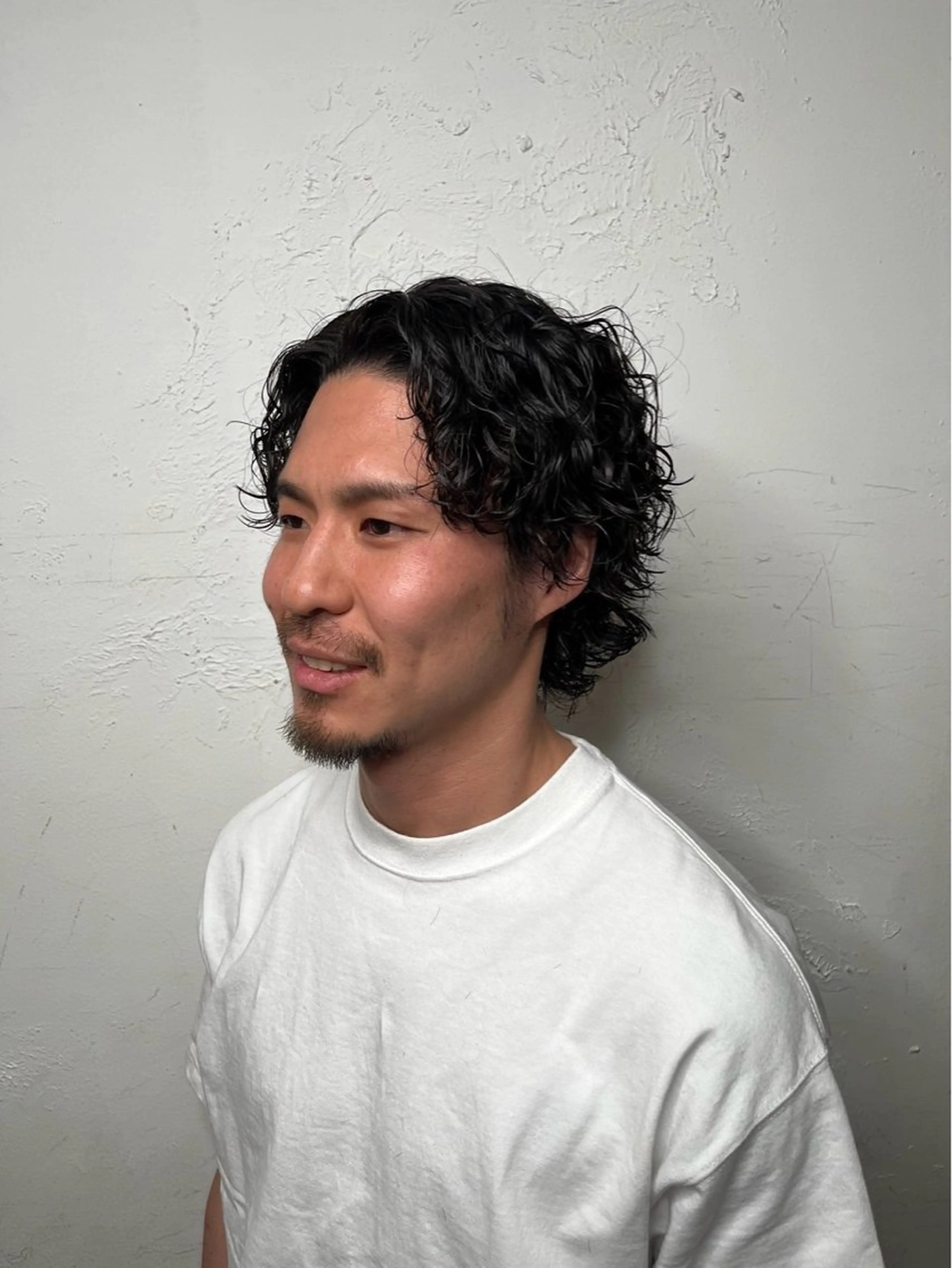 ショート パーマ メンズ センターパート ダウンパーマ フェードカット メンズハイライト メンズパーマ カット パーマ トリートメント 💈メンズ特化💈 TASUKUのヘアスタイル