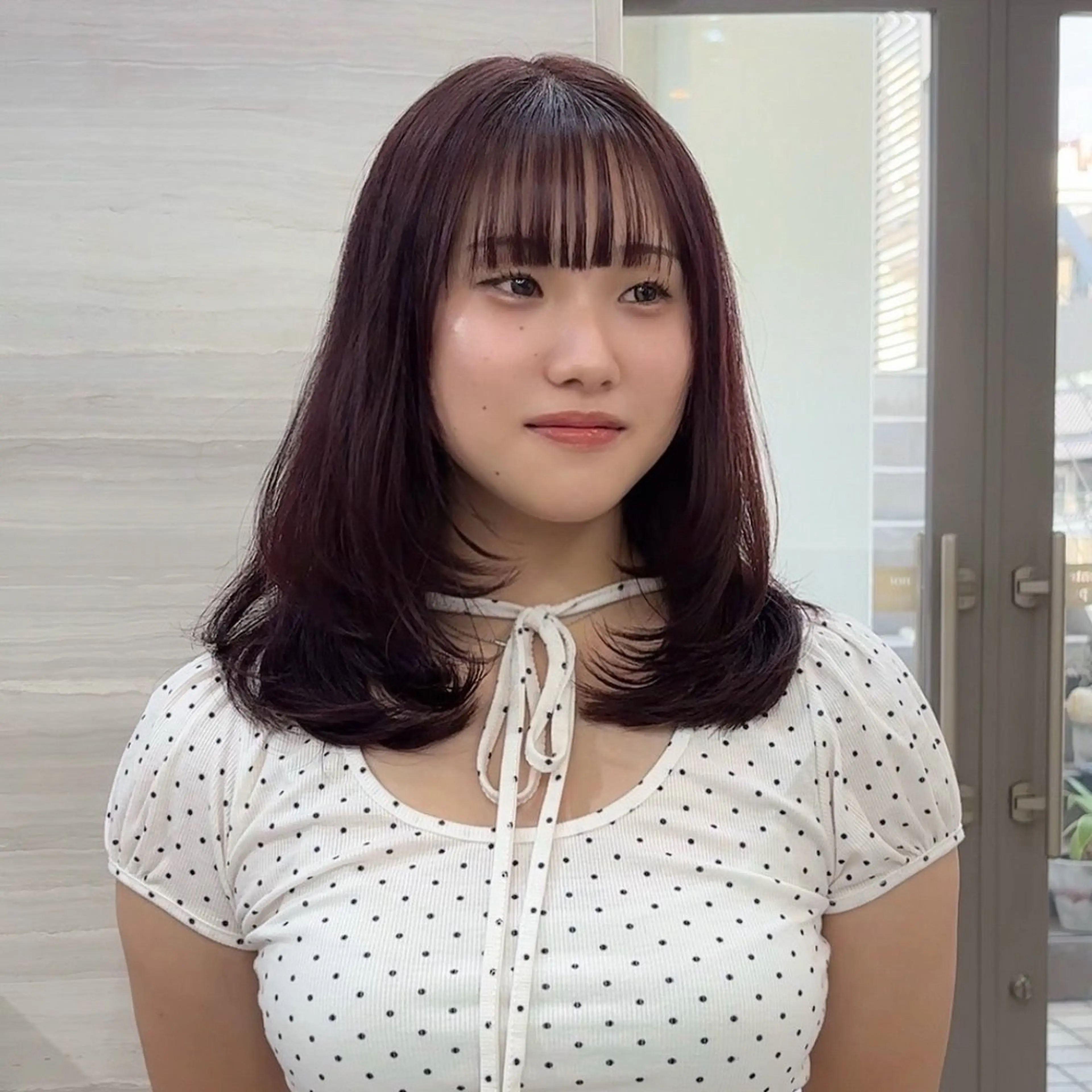 ミディアム カラー ブリーチ ブリーチなしカラー ピンクカラー レイヤーカット カット ヘアカラー The Path ARENのヘアスタイル