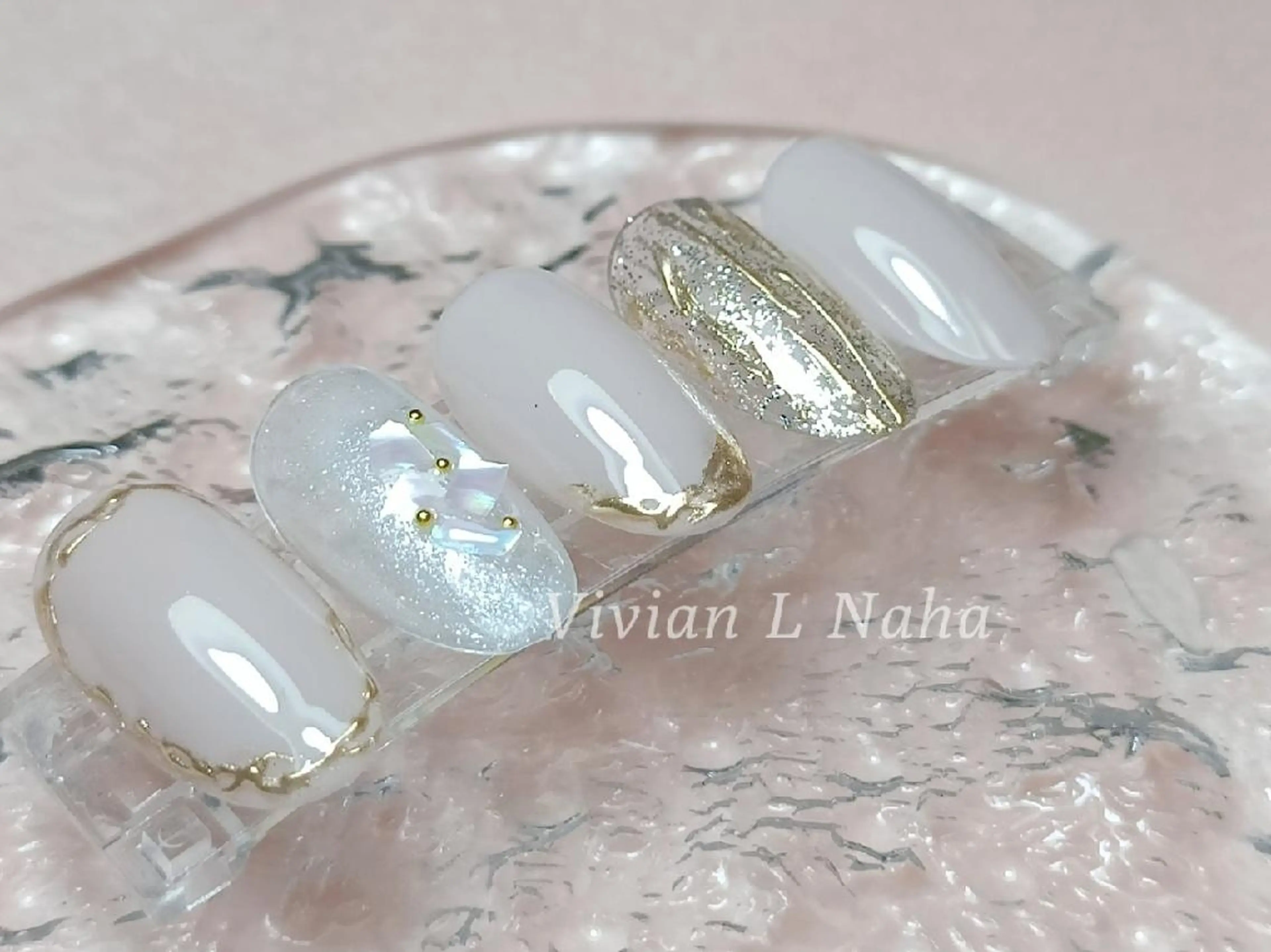 ネイル ハンドネイル Vivian L NahaCecileのネイルデザイン
