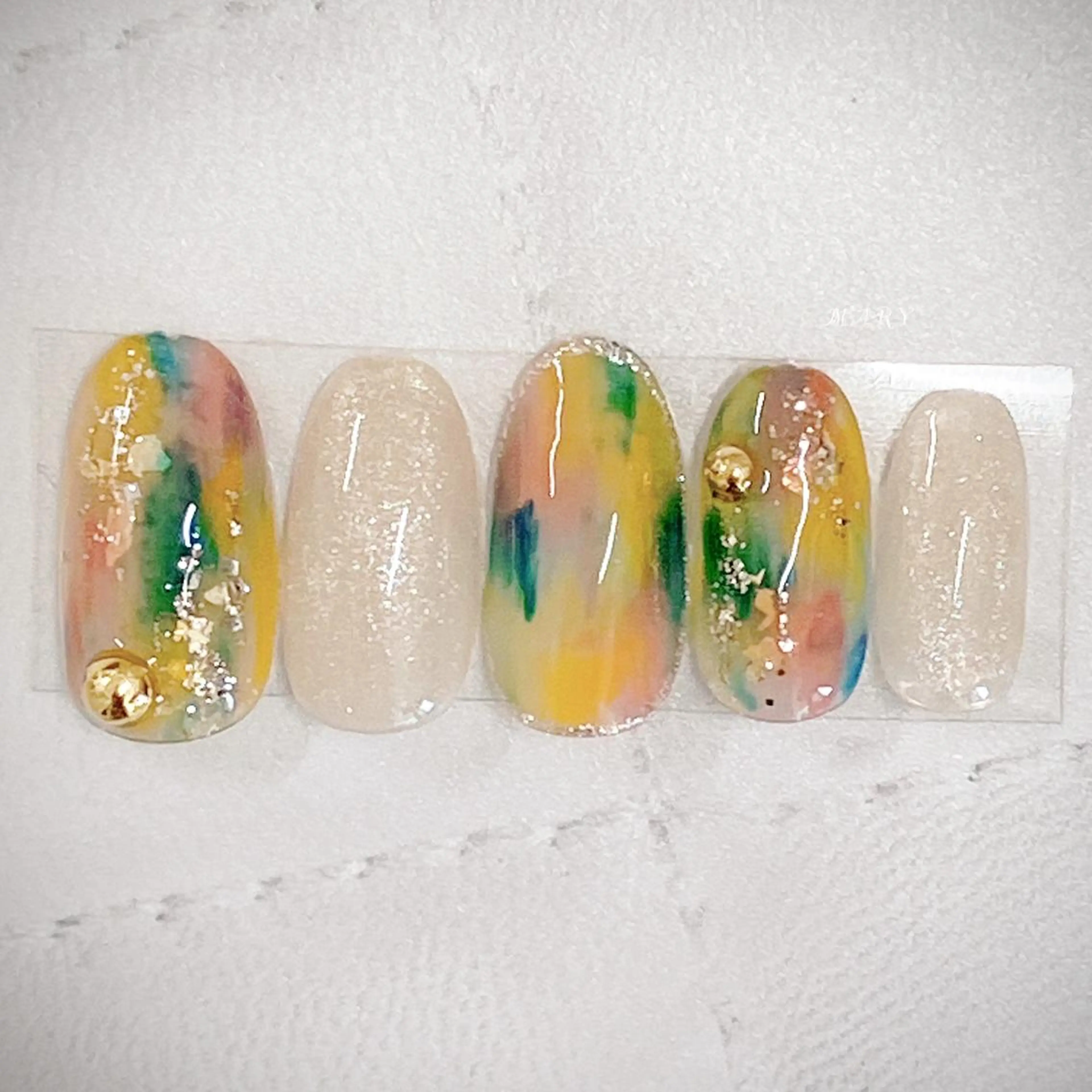 ネイル マグネットネイル ニュアンスネイル ワンカラーネイル ハンドネイル Mary nail所属・Mary nail .narumiのネイルデザイン