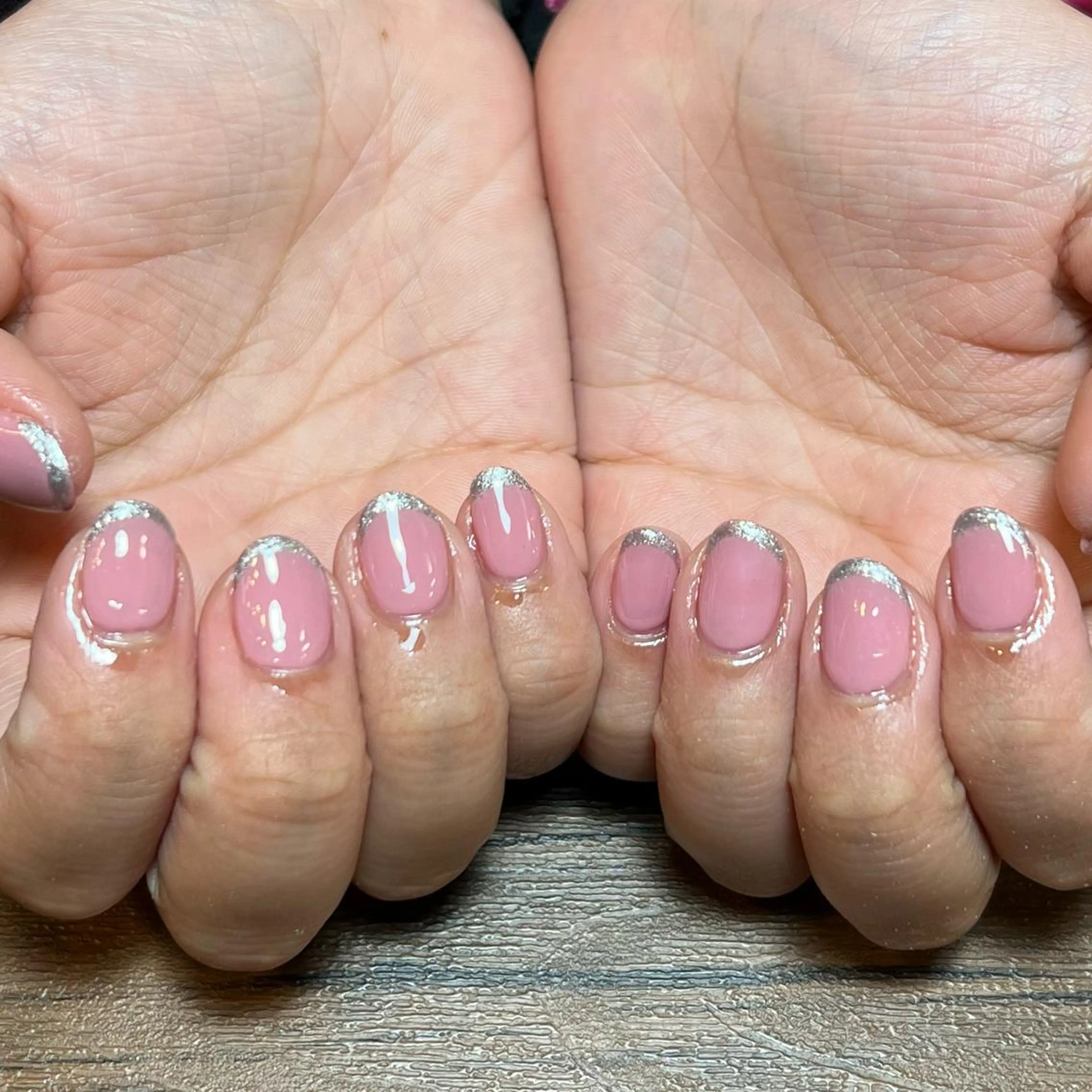 ネイル フレンチネイル ハンドネイル HENRIETTA NAILSALONのネイルデザイン