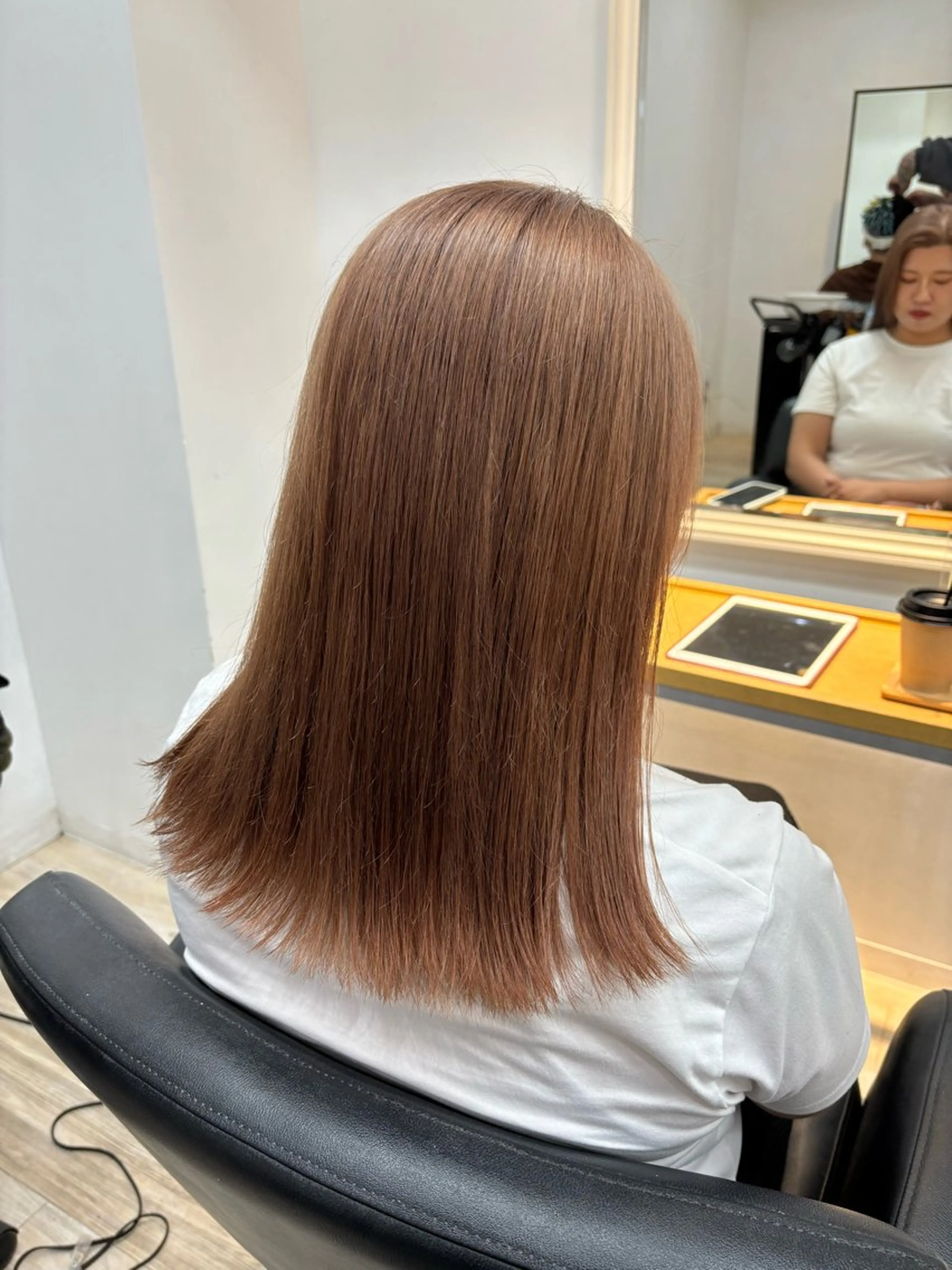 ミディアム カラー ヘアカラー トリートメント くさかみさき🌼暖色 /耳つぼ/オタク🌼のヘアスタイル