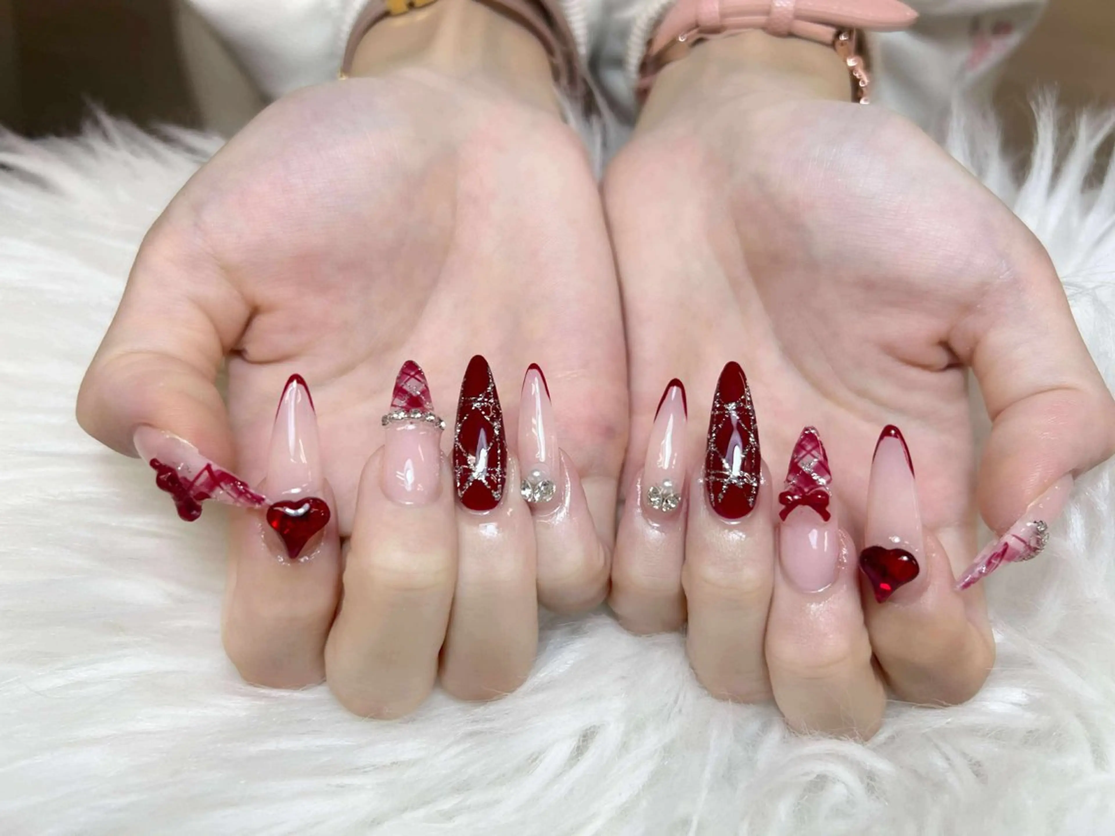 ネイル アートネイル オーロラネイル チークネイル 長さ出し フットネイル Noiranail_ studioのネイルデザイン