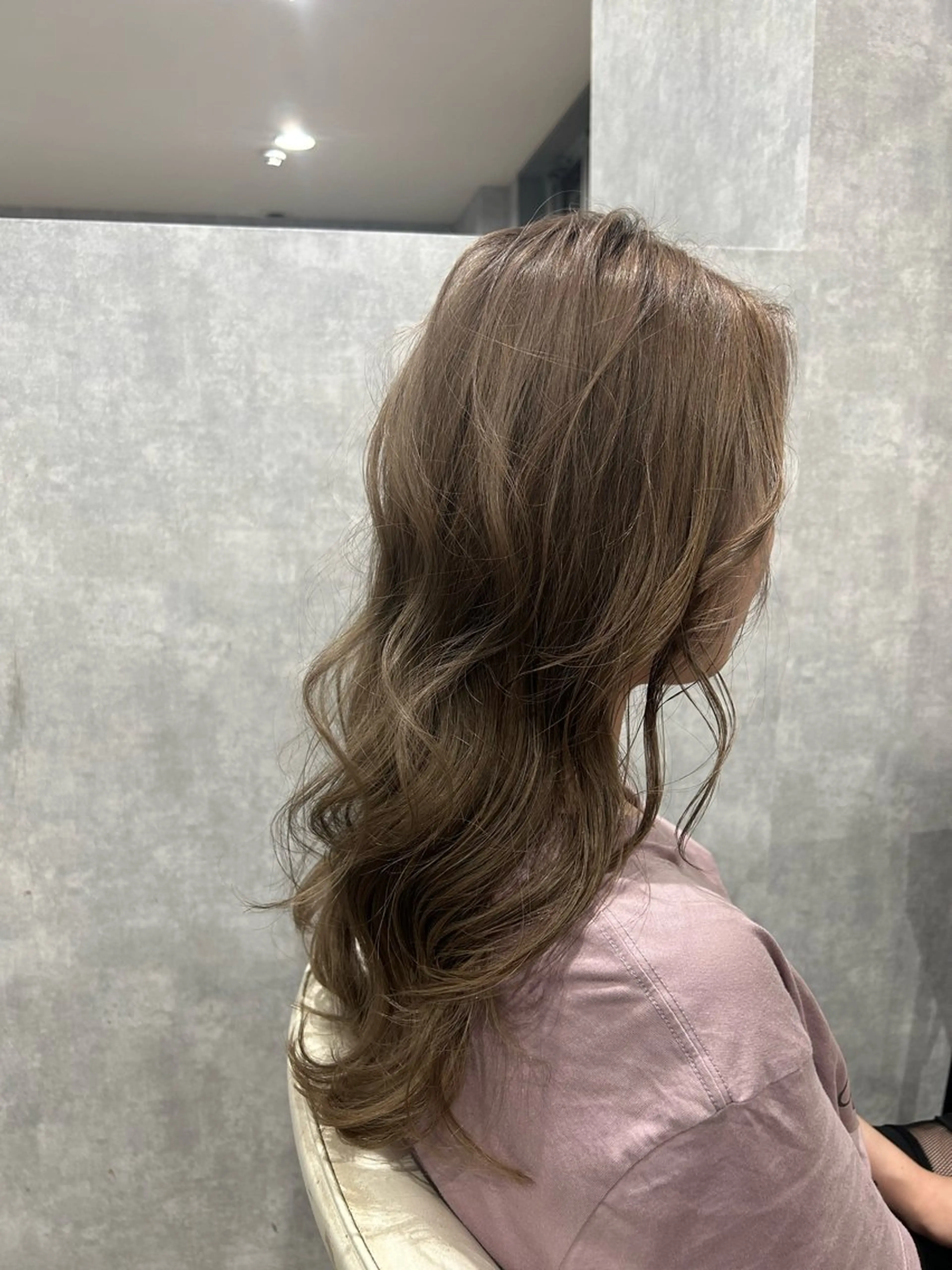 セミロング 暖色ハイトーンカラー /副店長YUTOのヘアスタイル
