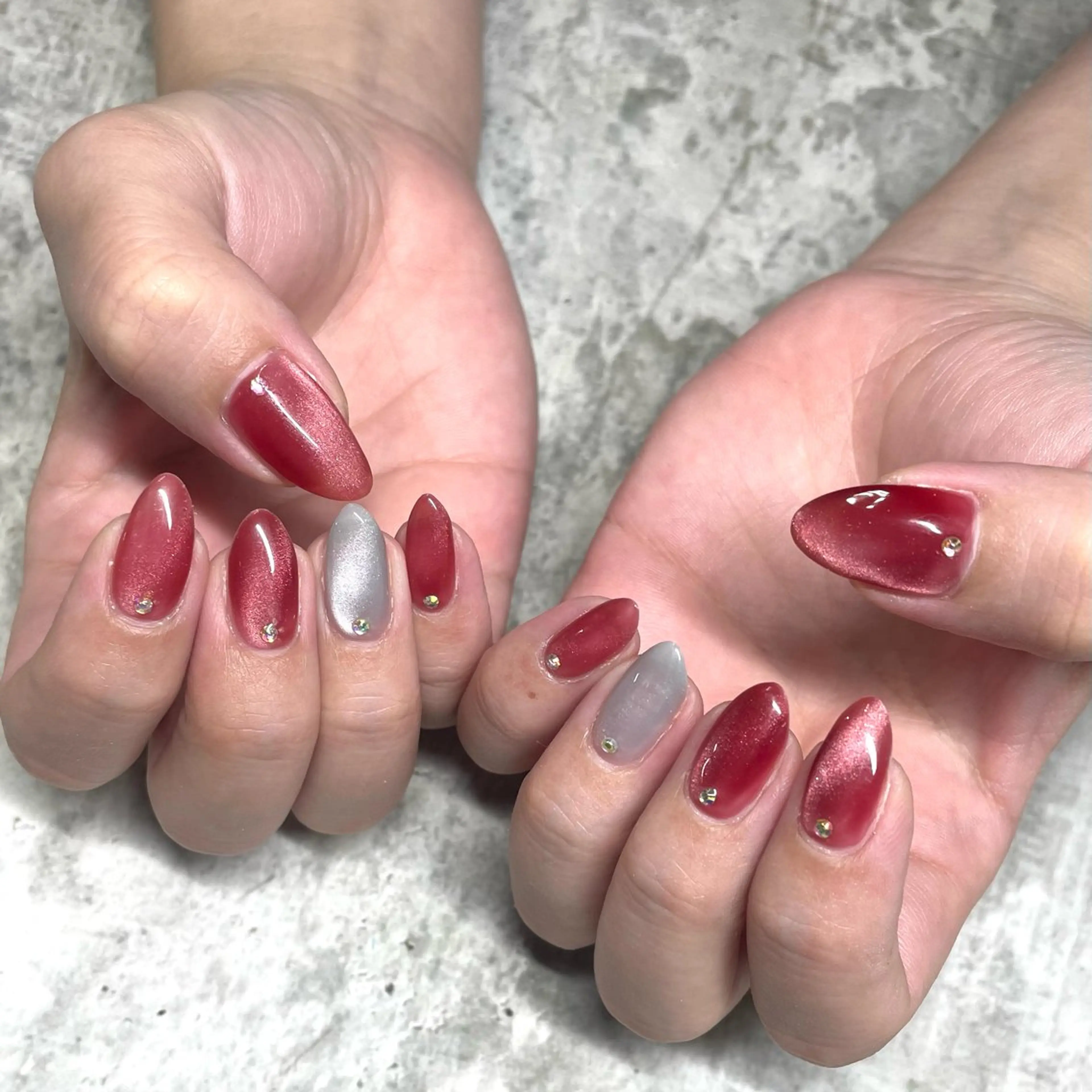 ネイル マグネットネイル IROHA NAIL 横山佳那のネイルデザイン