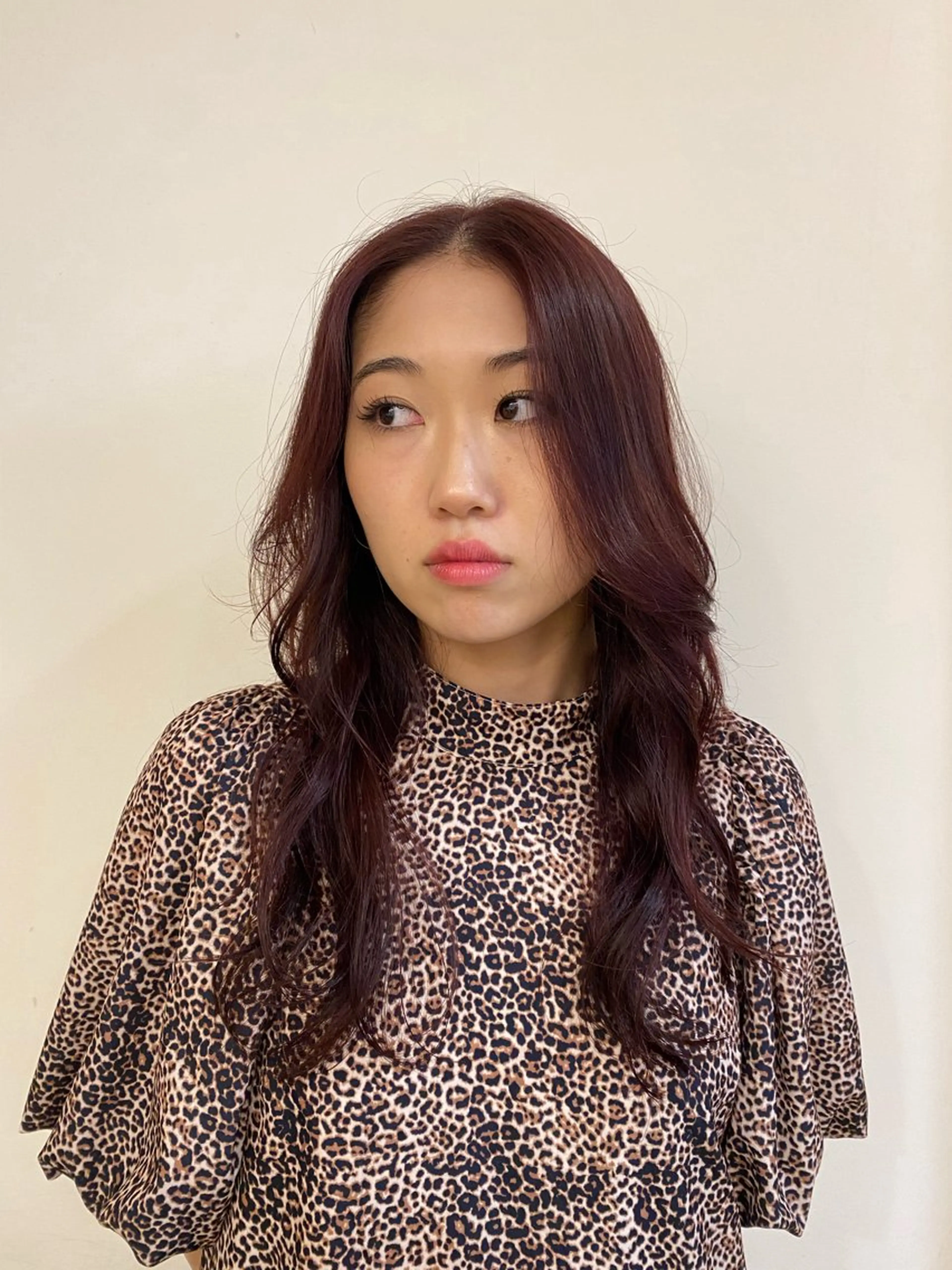 ロング ヘアカラー C-LOOP UNITED ATELIER所属・阿南 結実のヘアスタイル